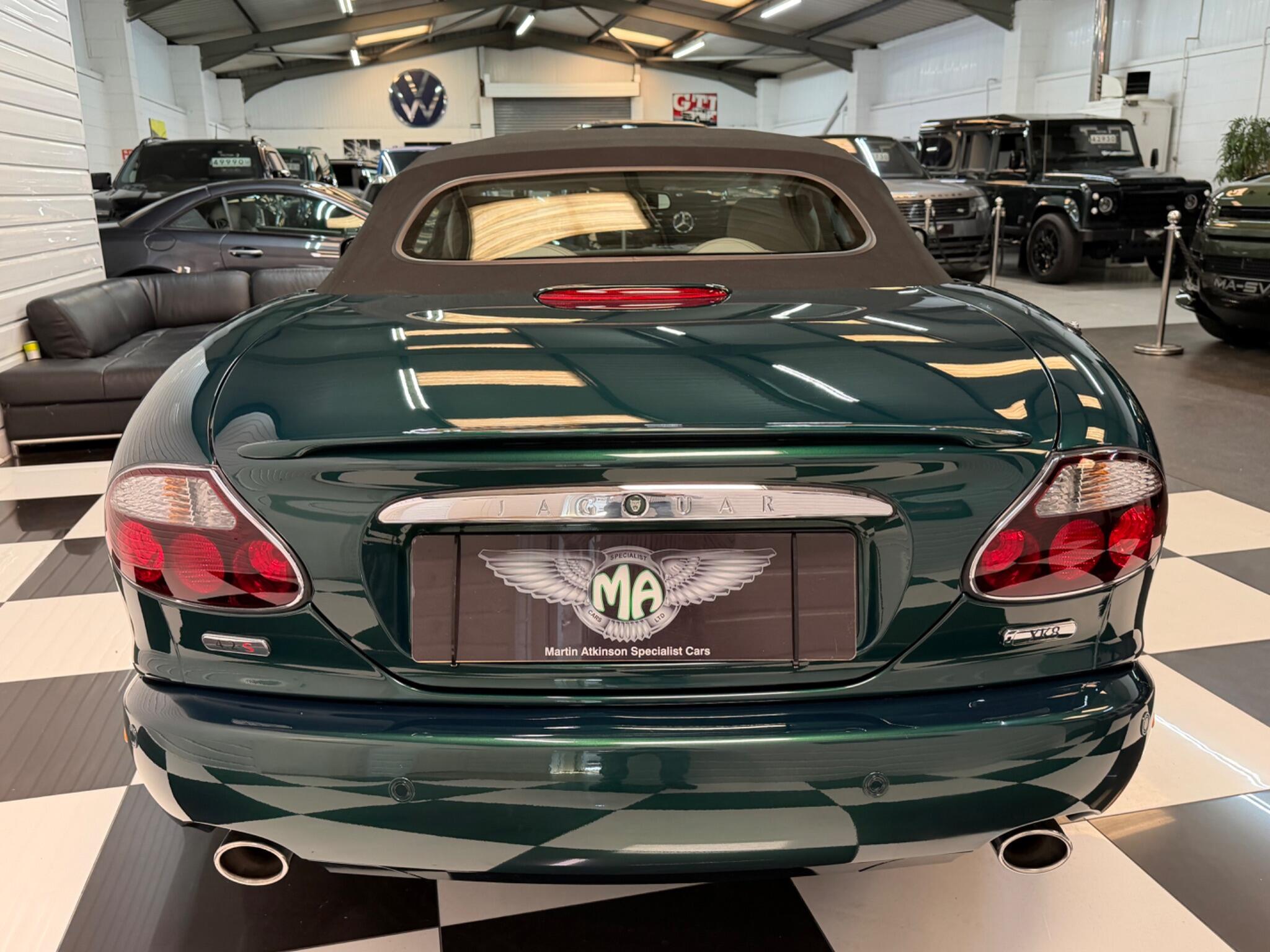Jaguar XK8 view 7