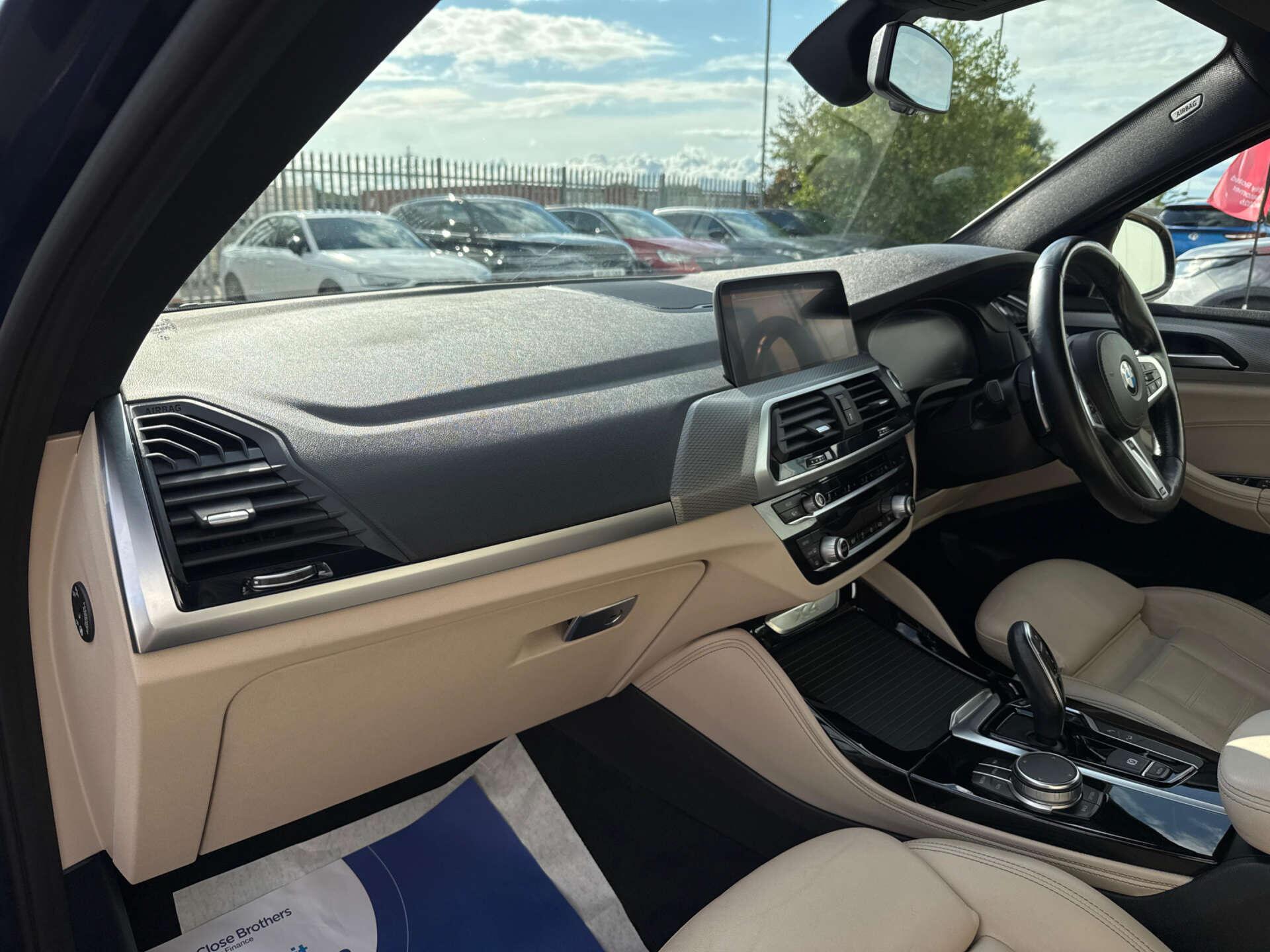 BMW X4 view 45