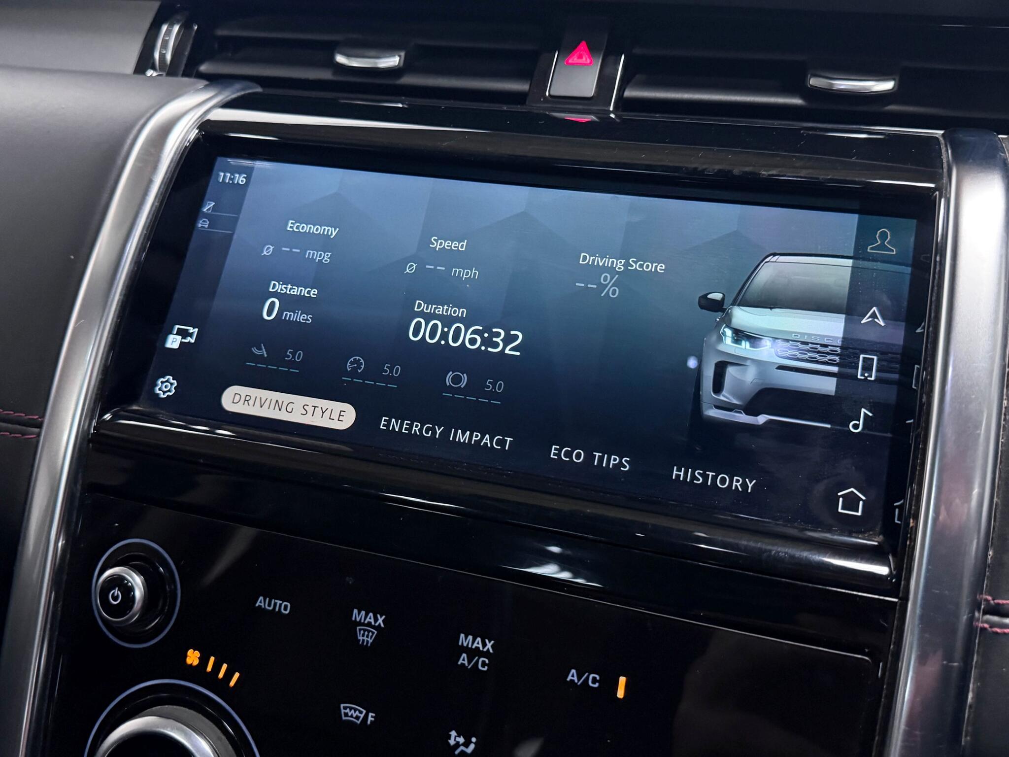 Land Rover Discovery Sport view 61