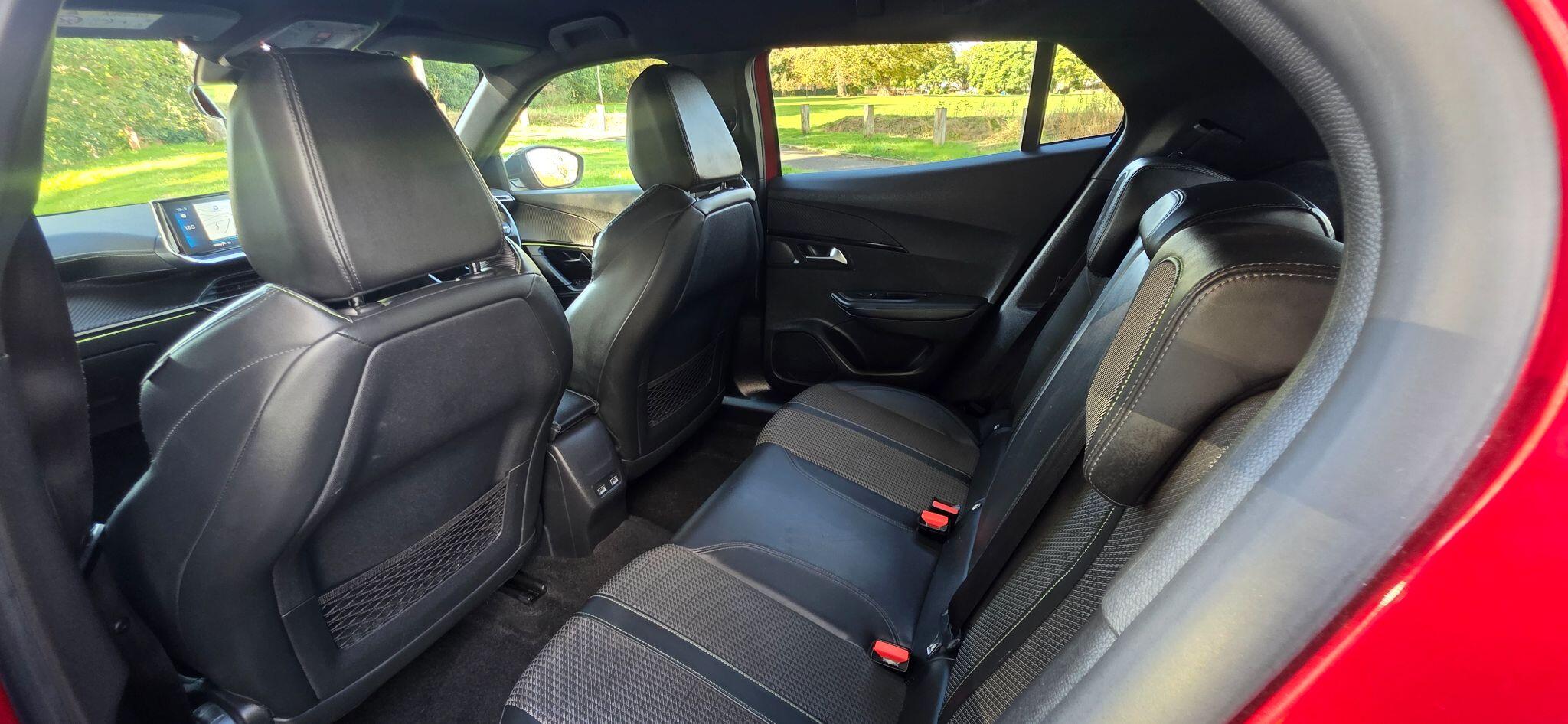Peugeot 2008 view 30