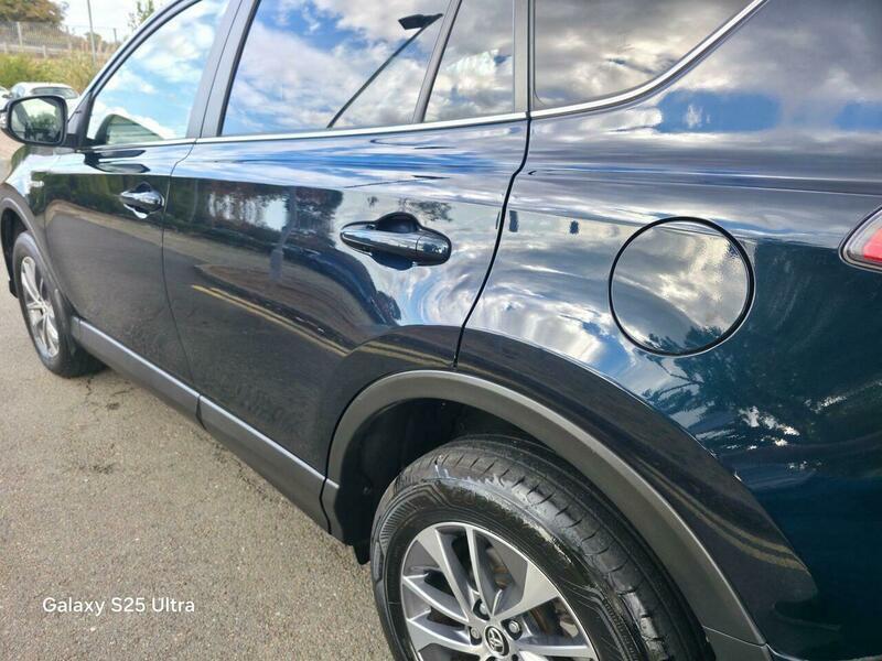 Toyota Rav4 view 15