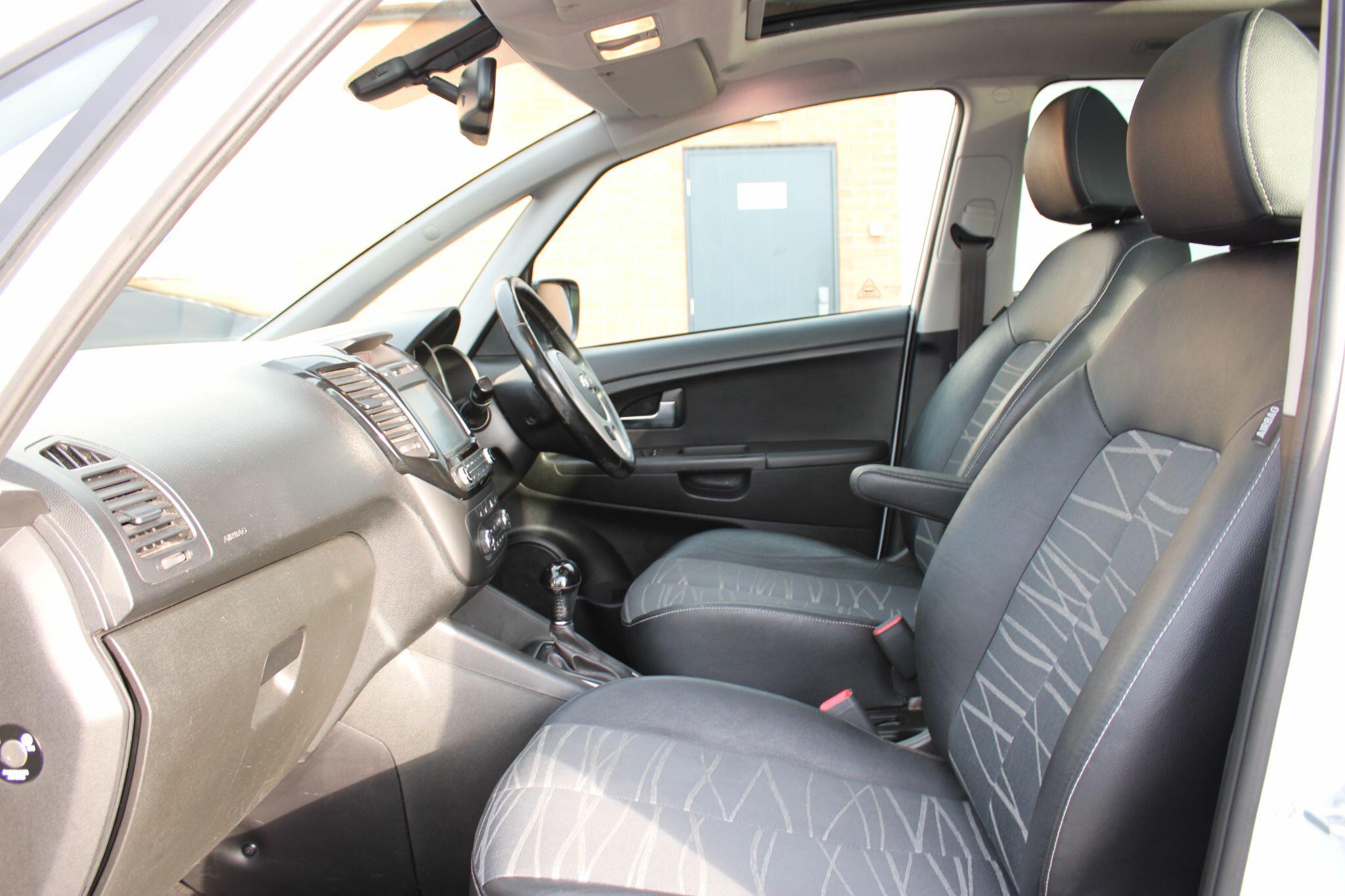 Kia Venga view 21