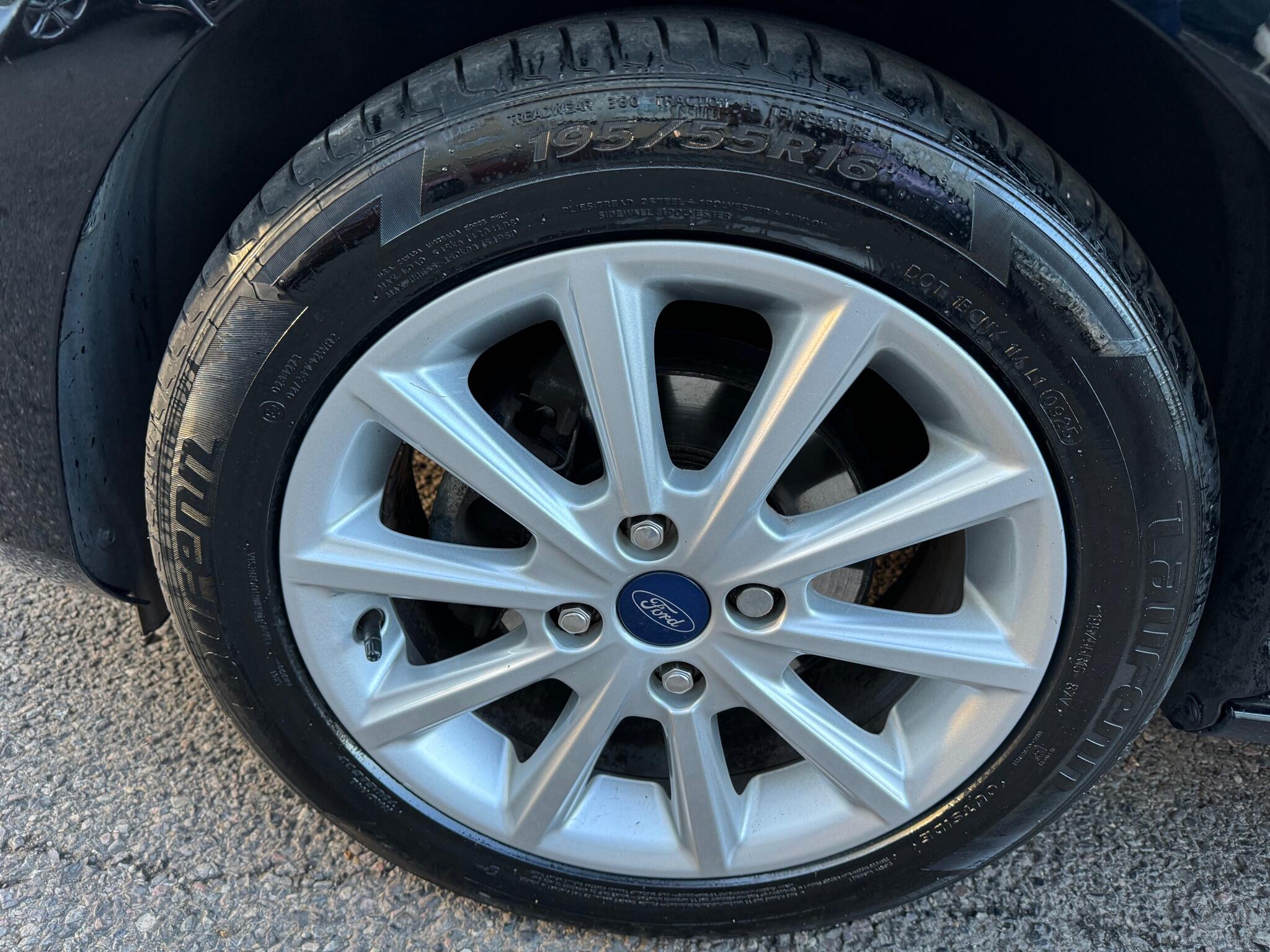 Ford Fiesta view 29
