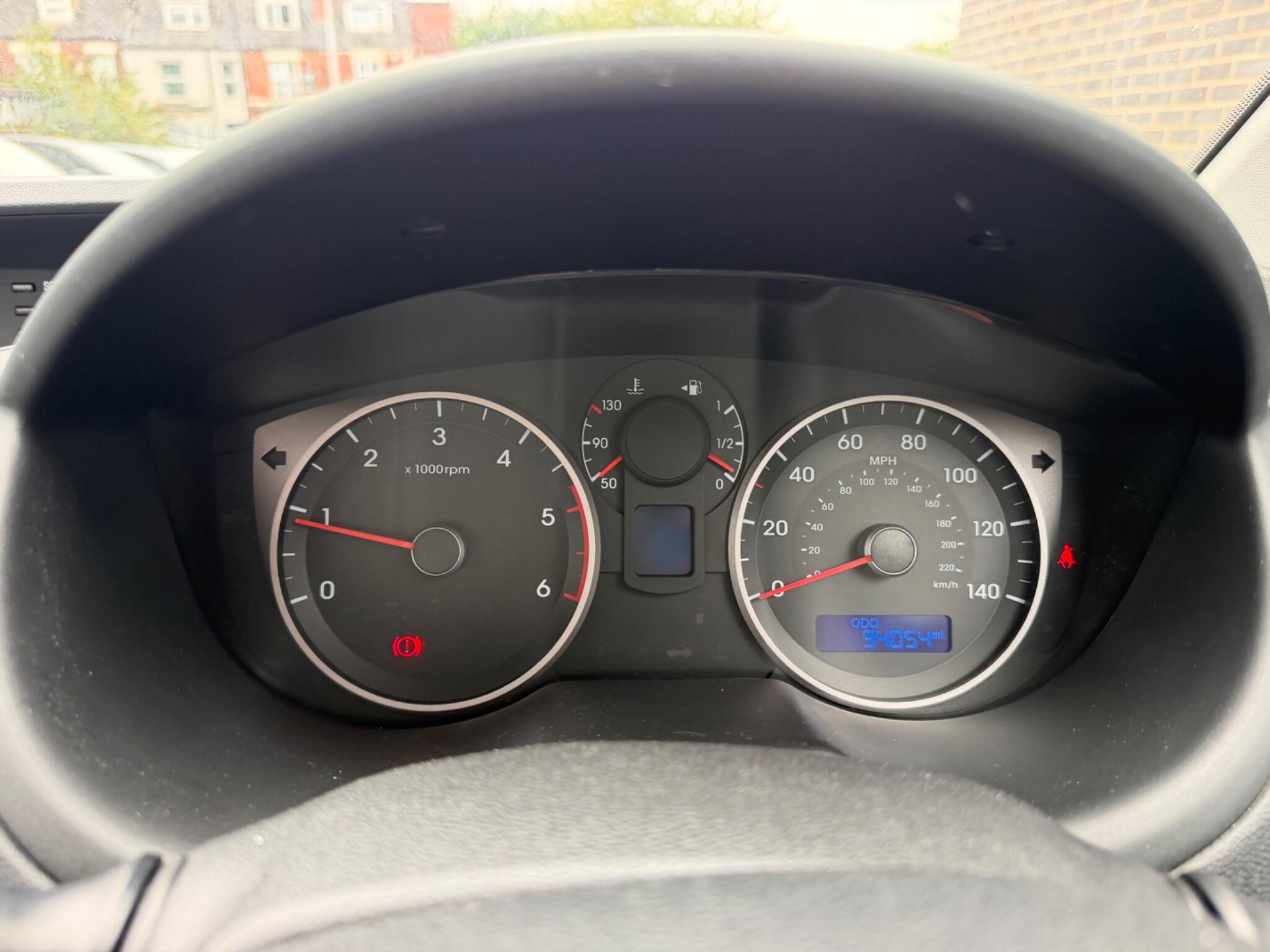 Hyundai i20 view 30