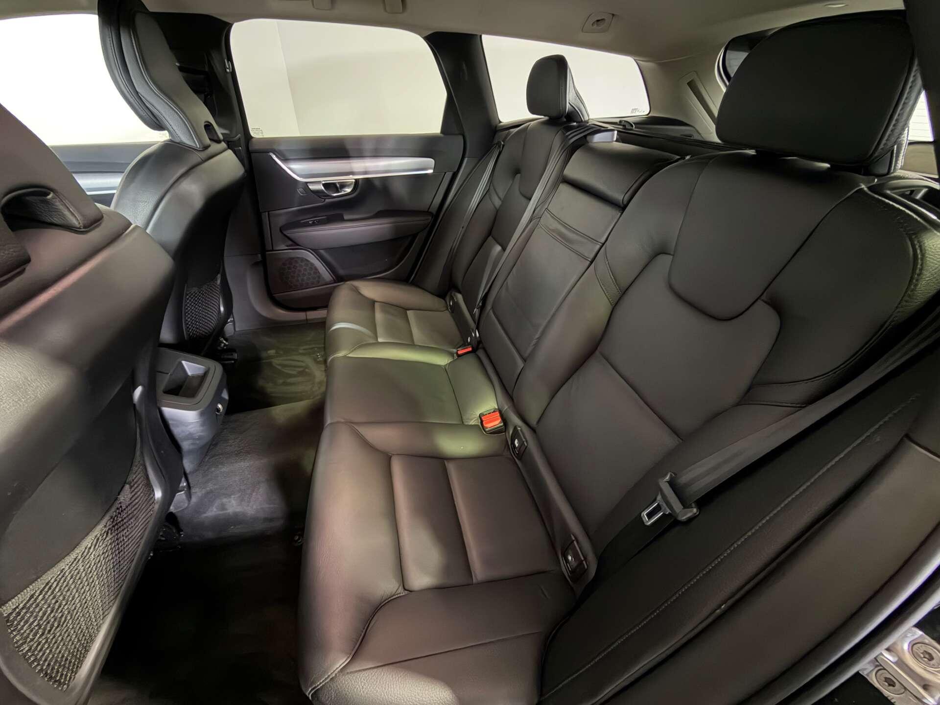 Volvo V90 view 58
