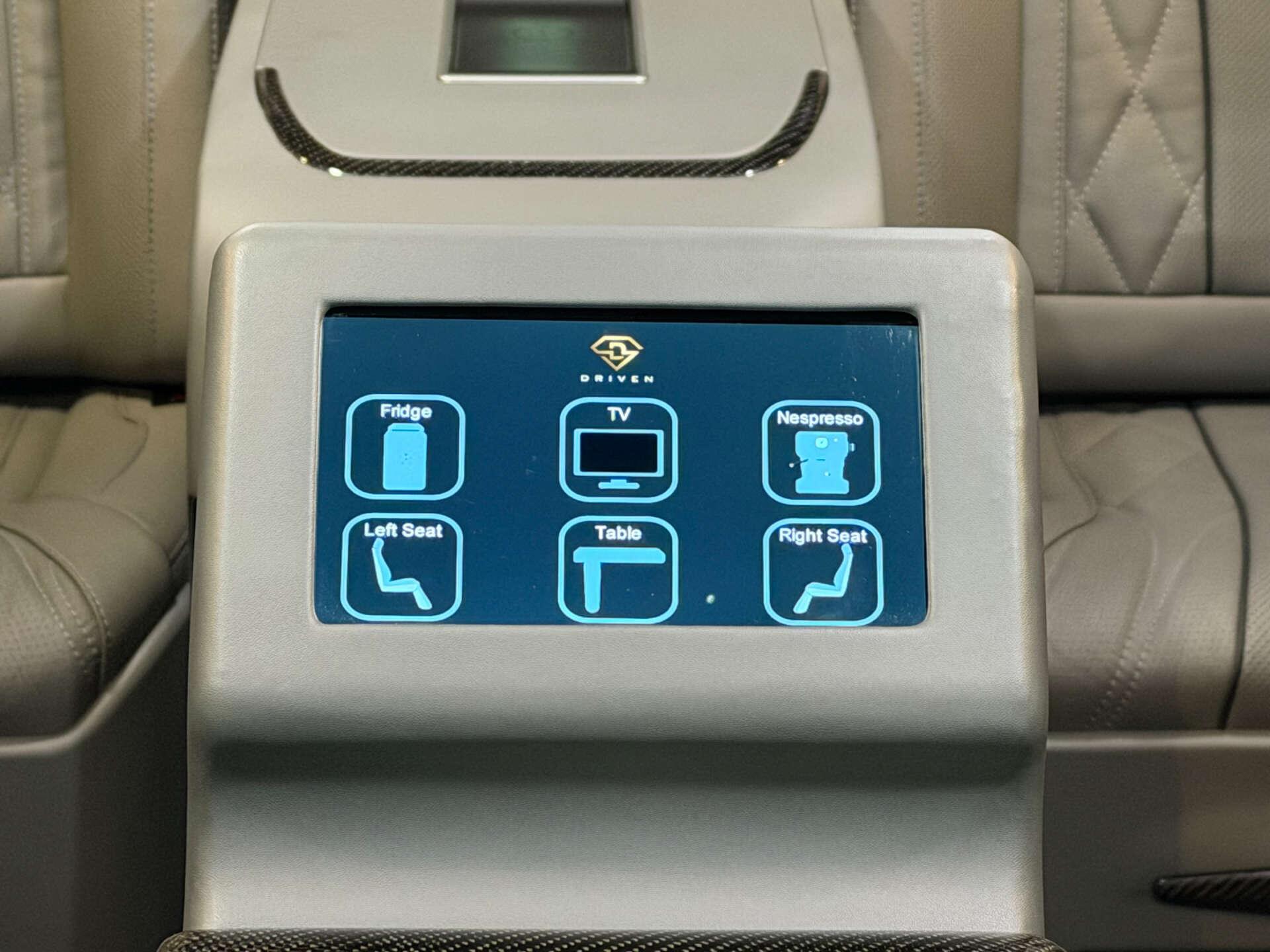 Mercedes-Benz V Class view 17