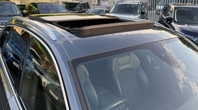 Audi Q7 view 20