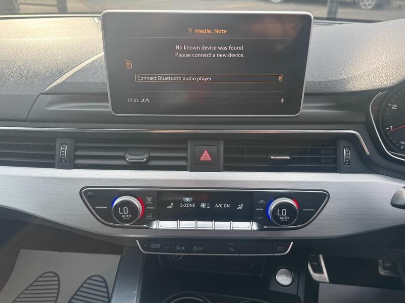 Audi A4 view 40
