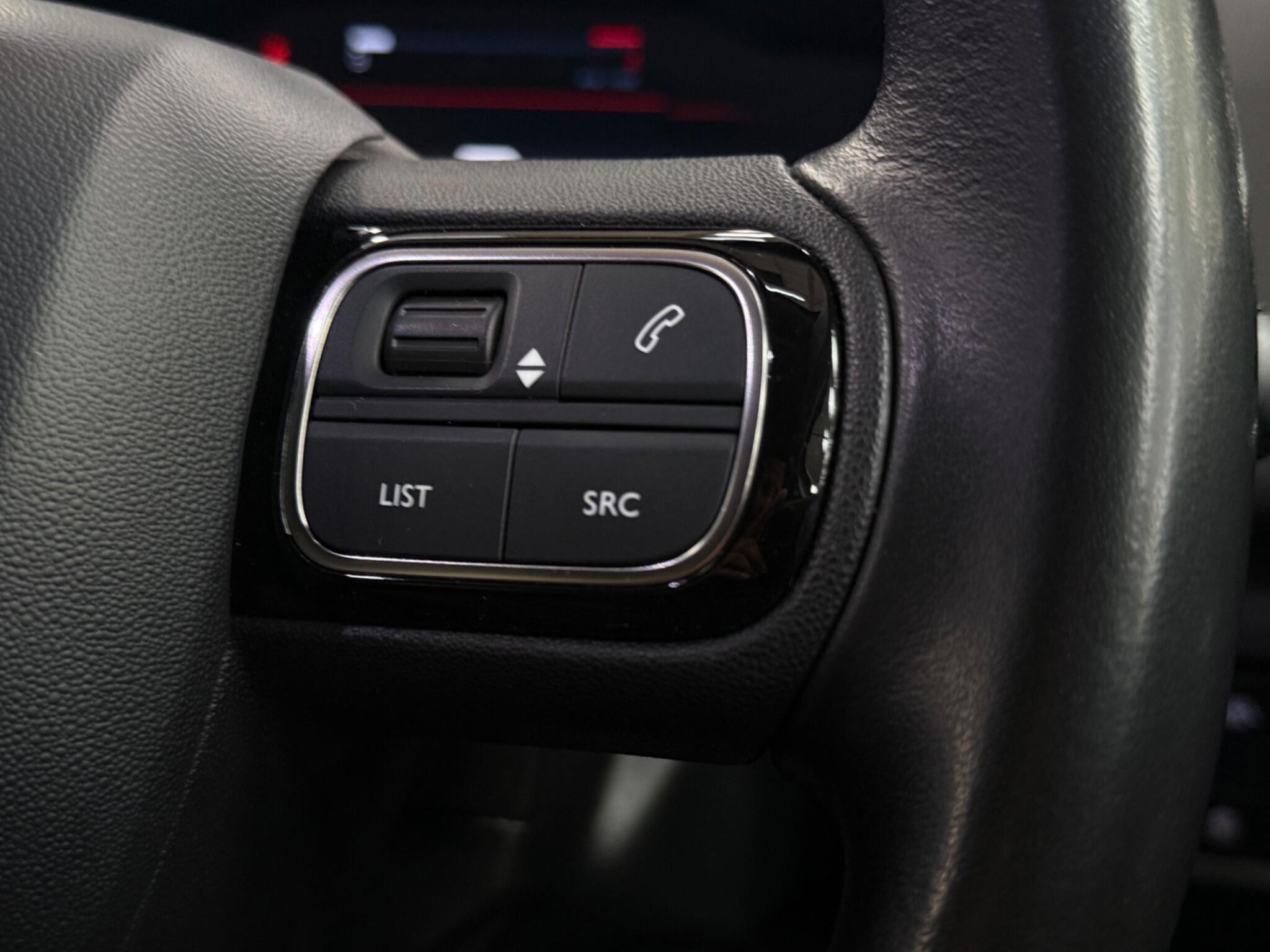 Citroen C5 Aircross view 14