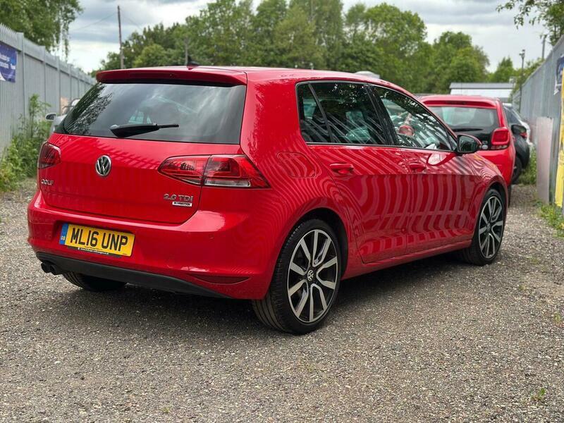 2016 Volkswagen Golf image 18