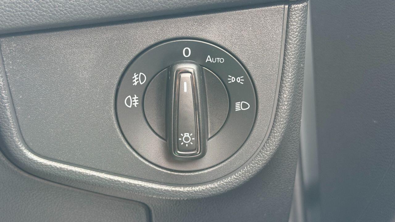 Volkswagen Taigo view 30