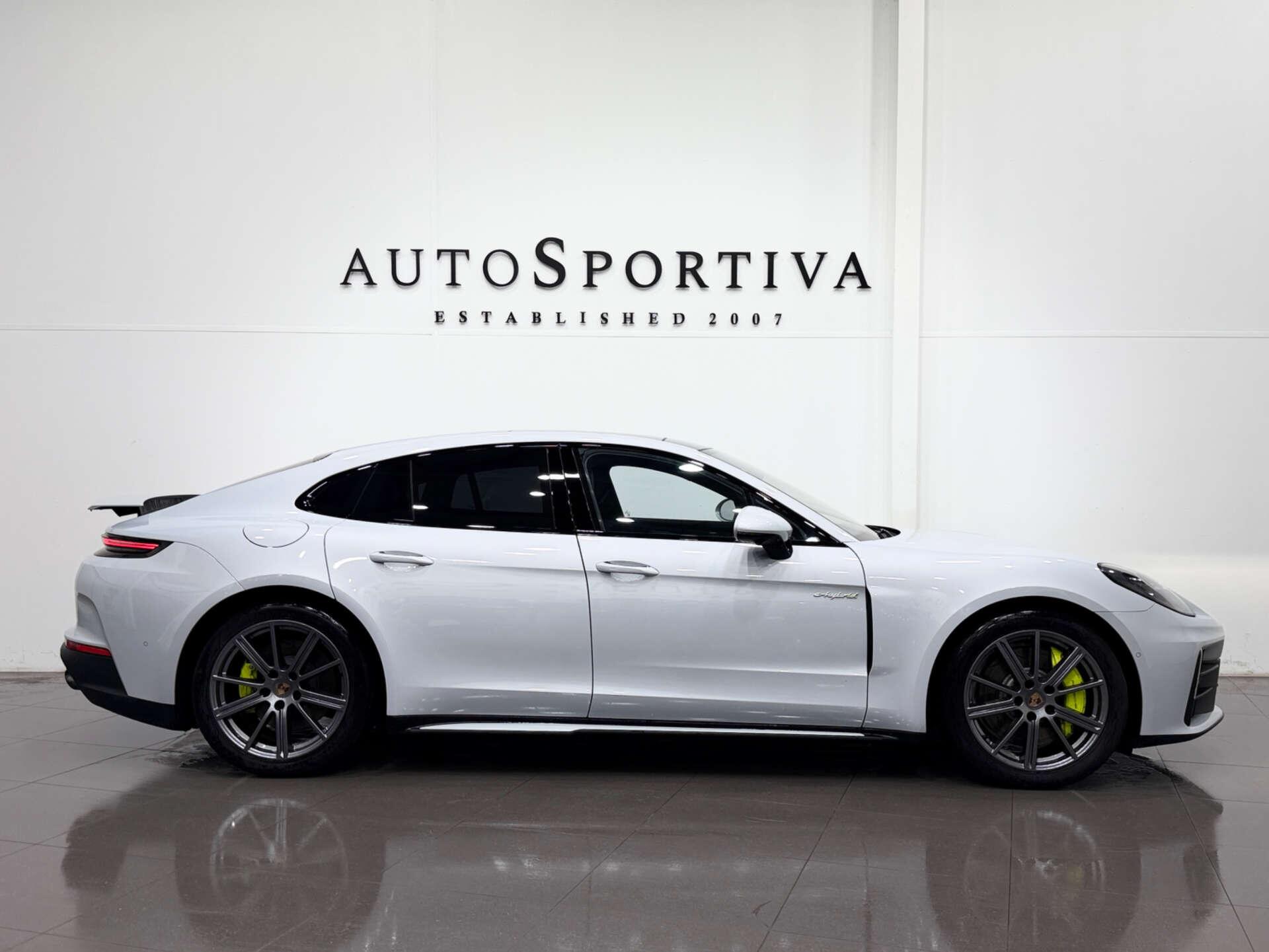 Porsche Panamera view 7