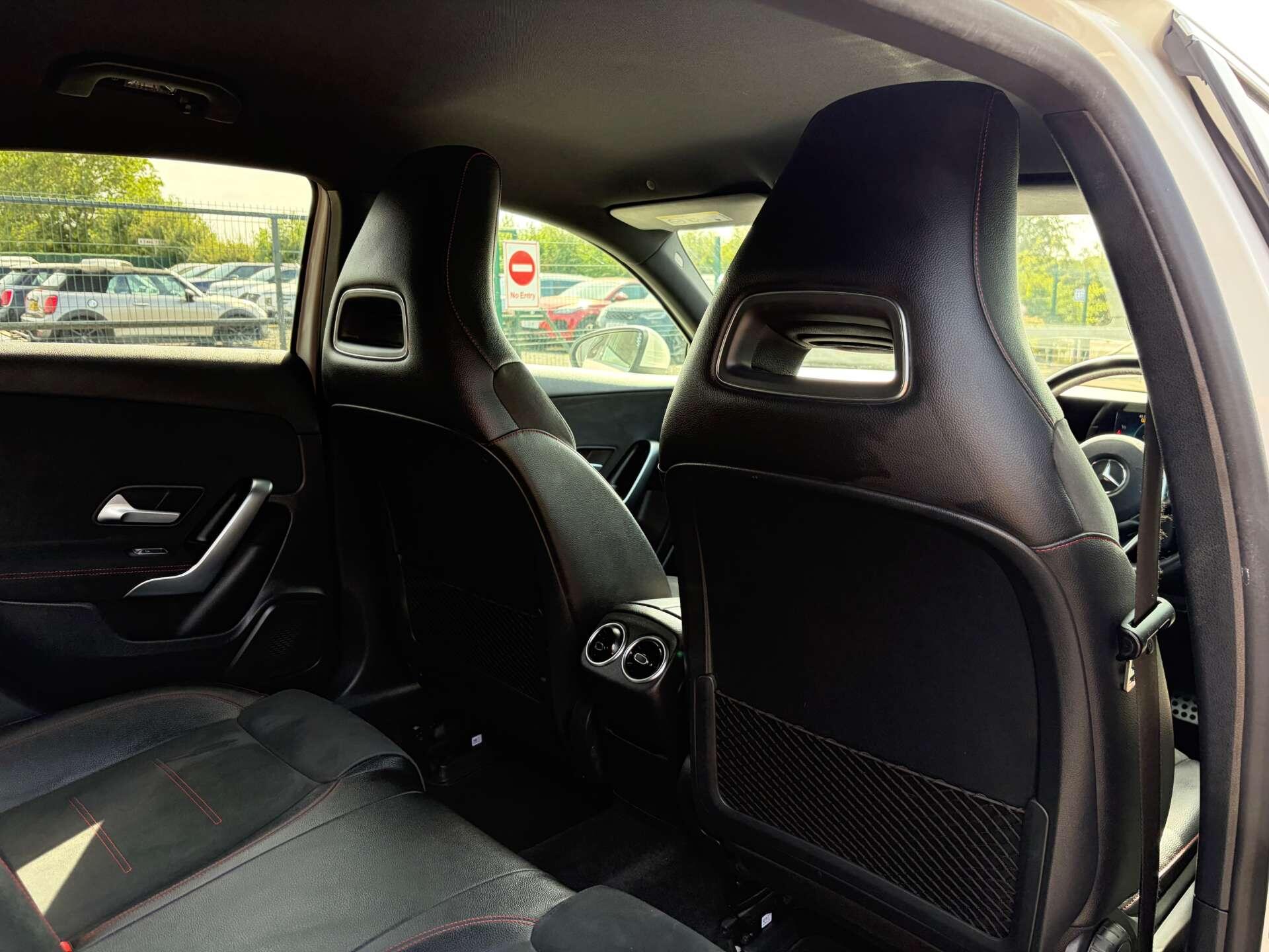 Mercedes-Benz A-Class view 29