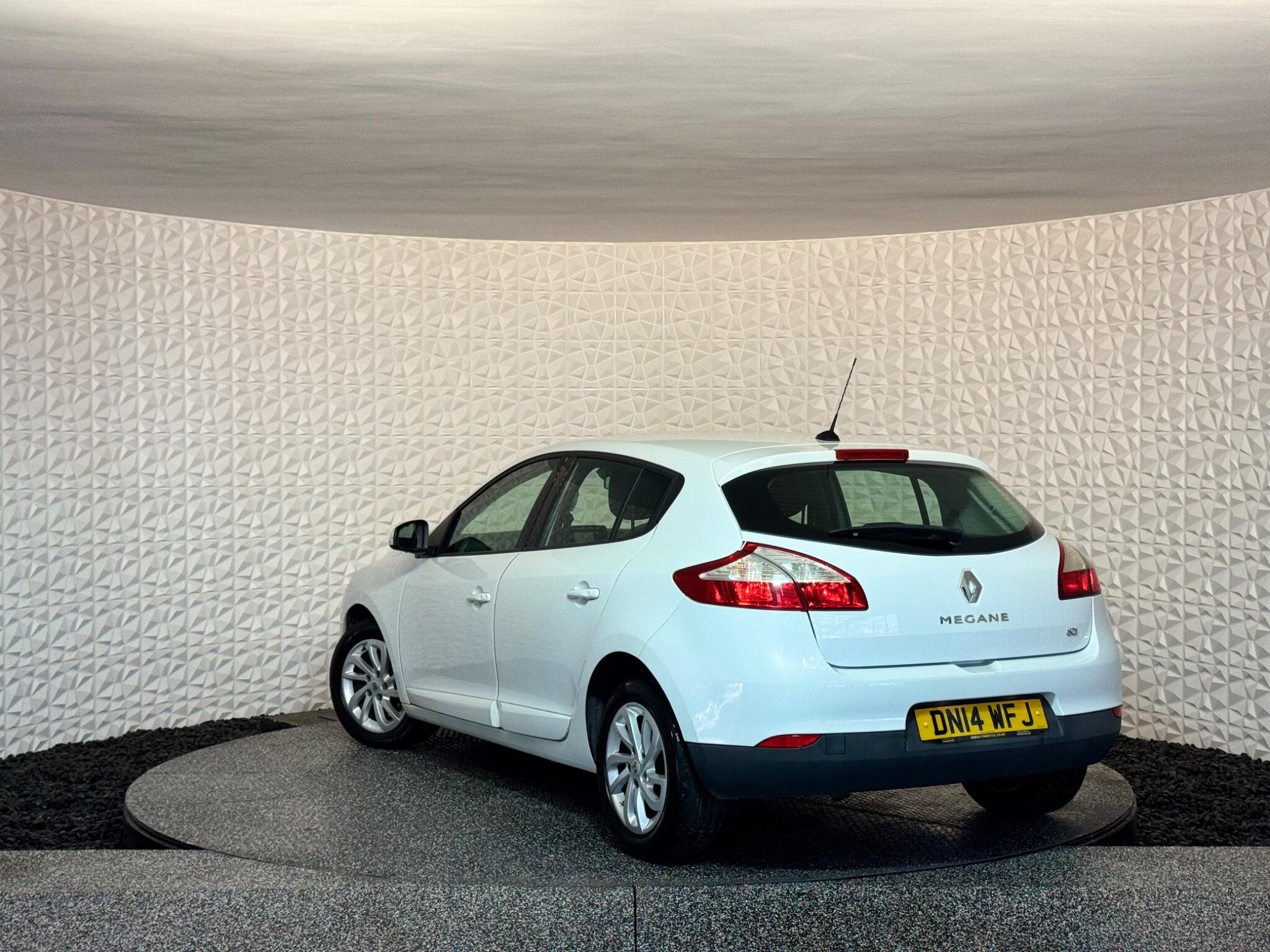 Renault Megane view 3