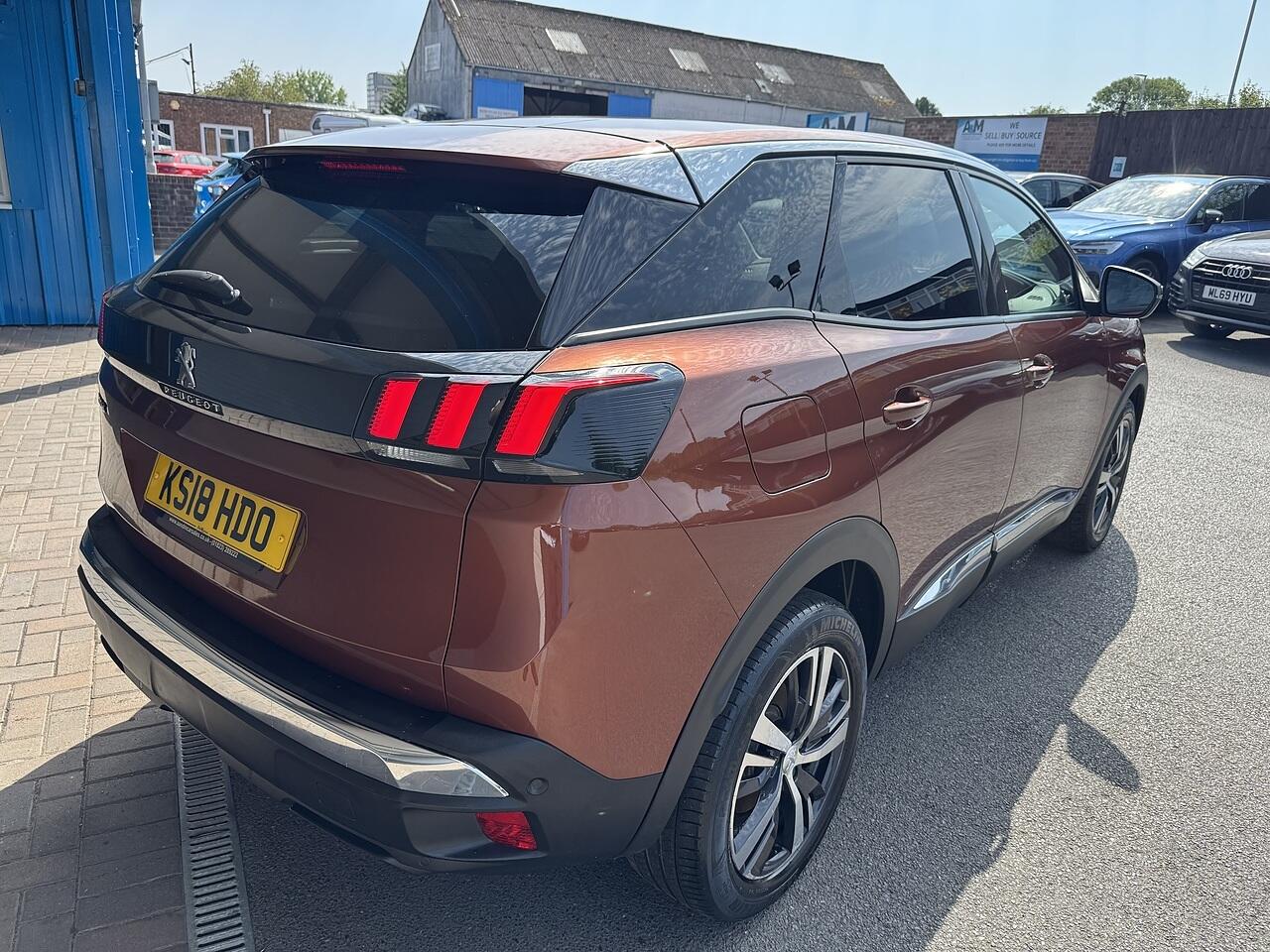 Peugeot 3008 view 6