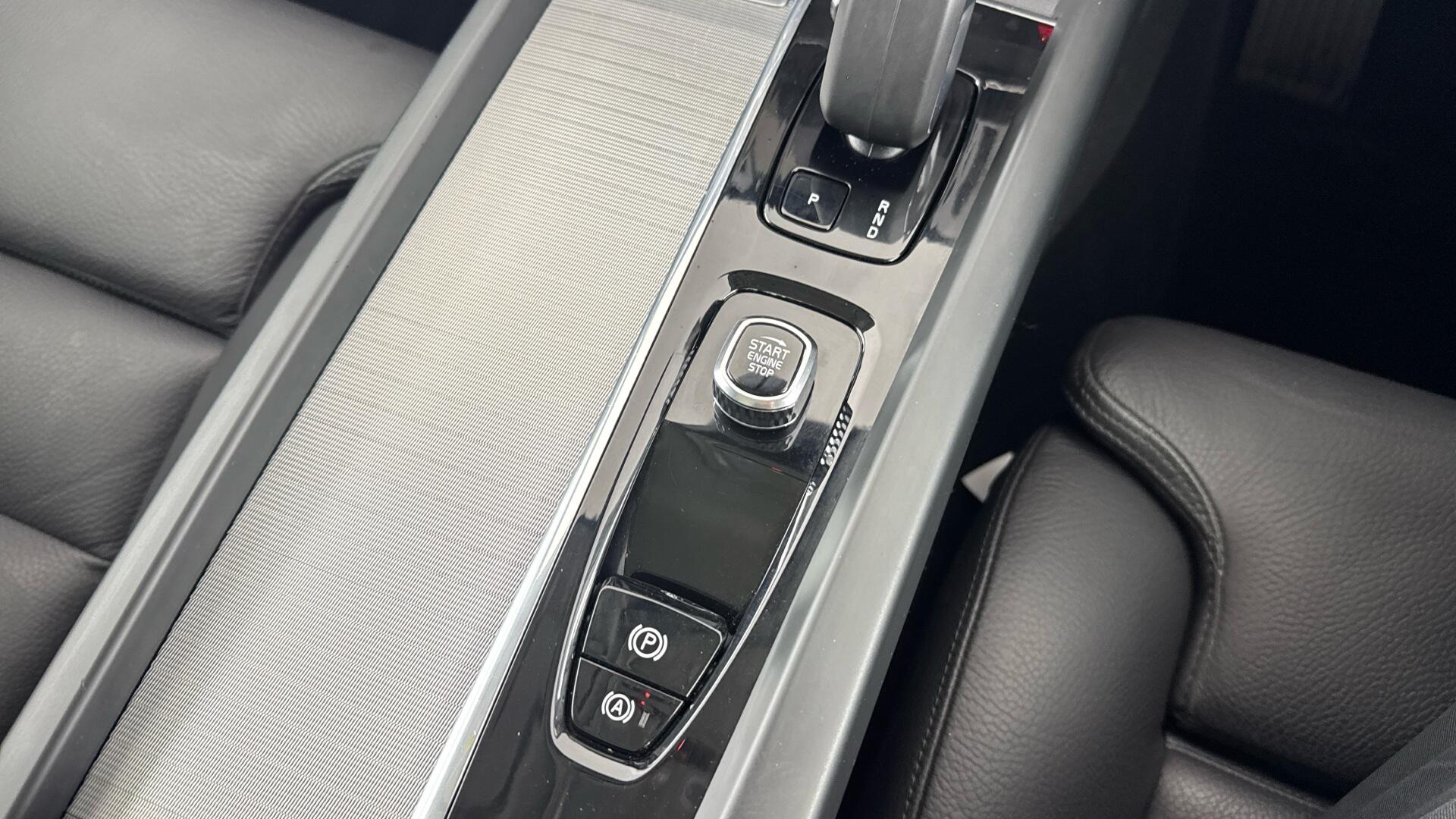 Volvo XC60 view 33