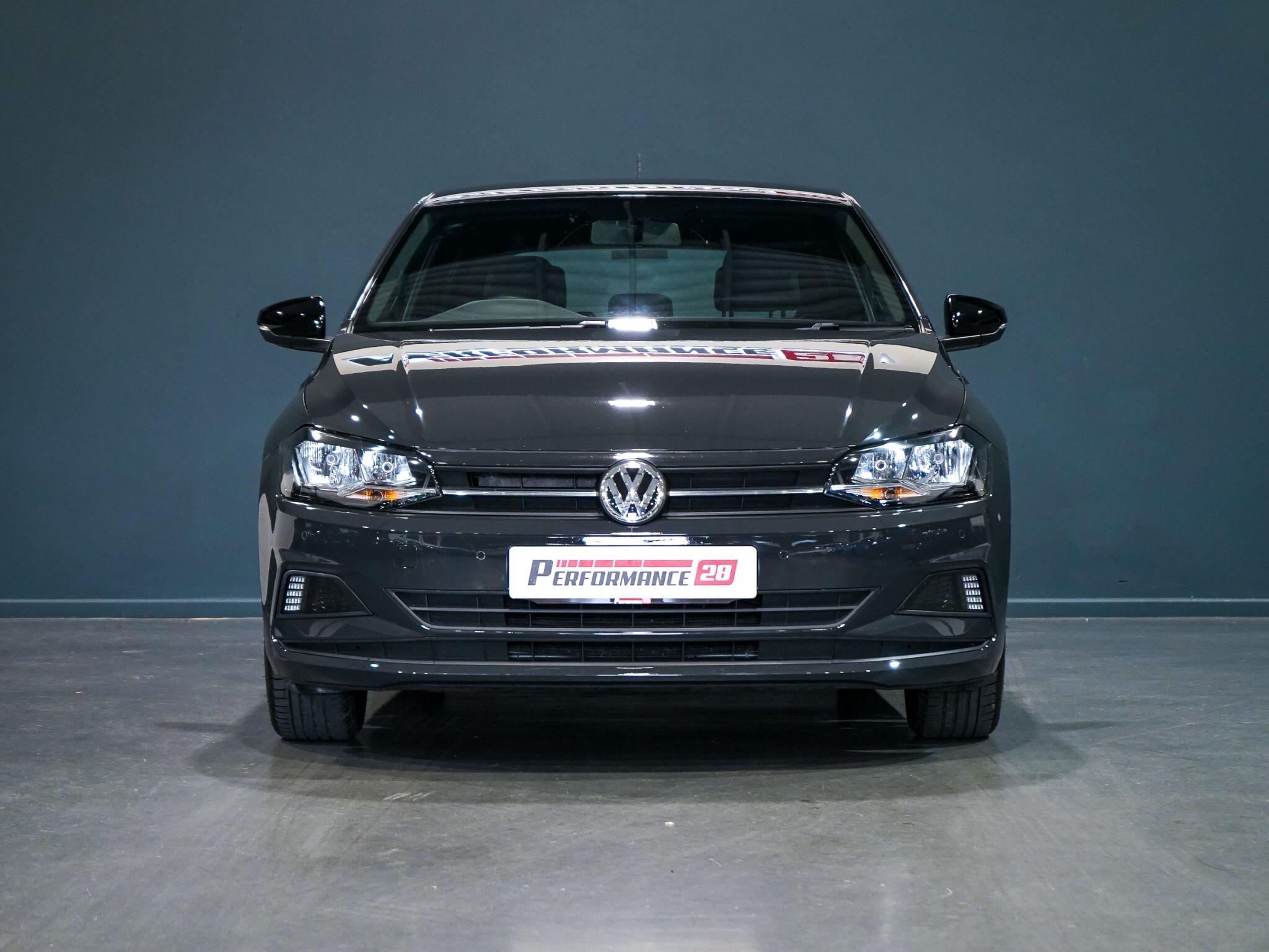 Volkswagen Polo view 6
