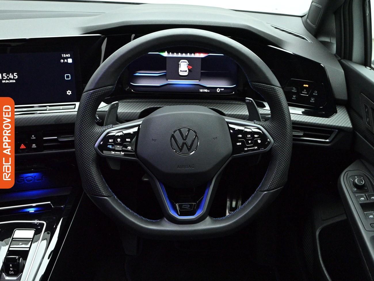 Volkswagen Golf view 9