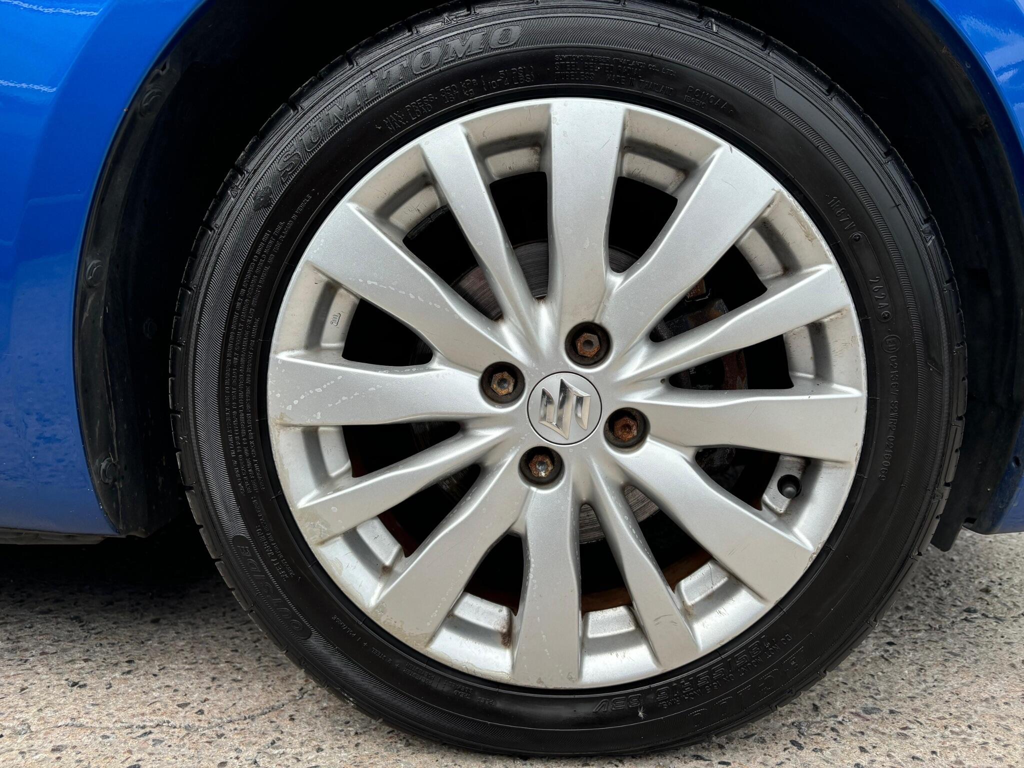 Suzuki Swift view 18