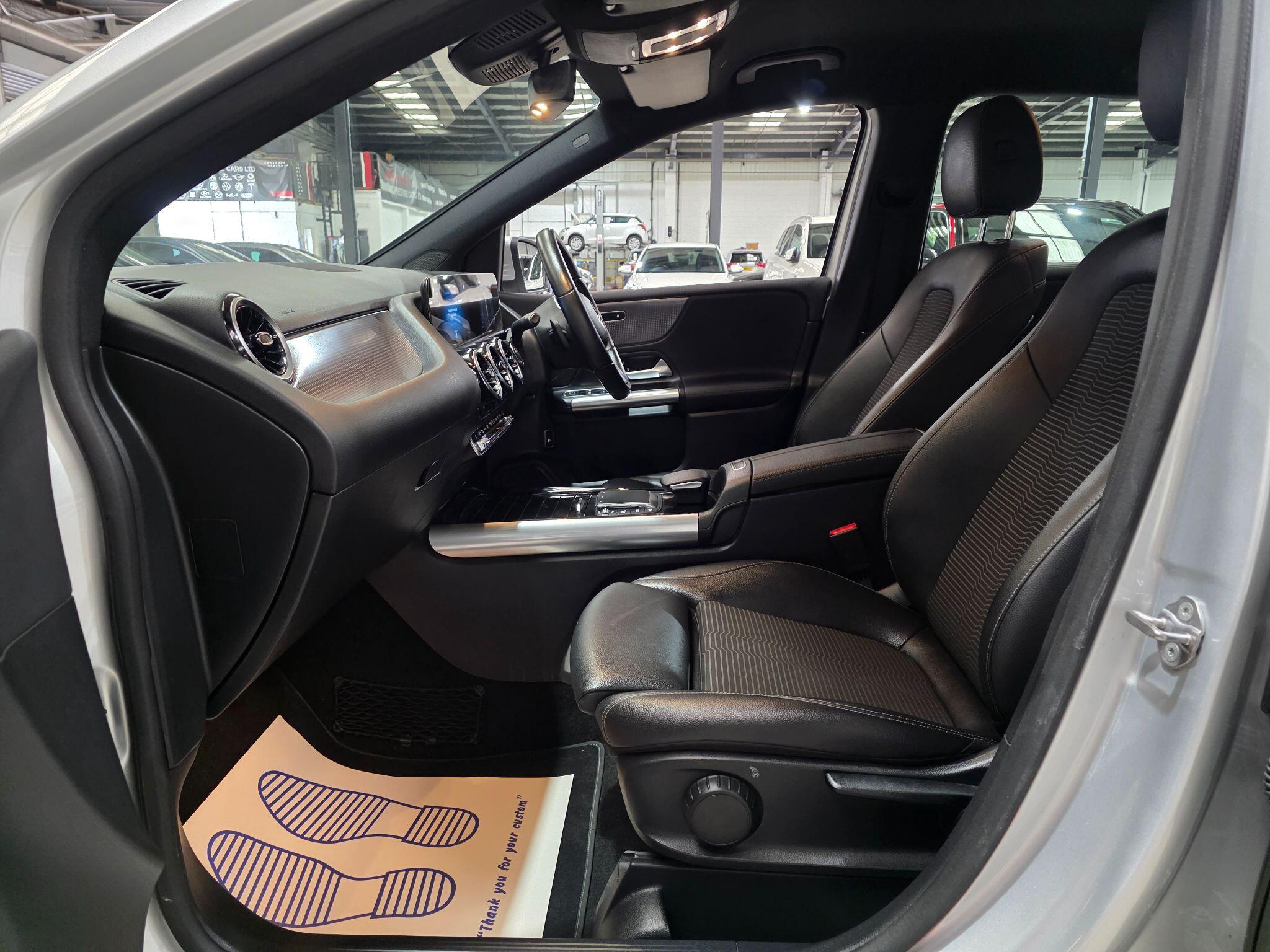 Mercedes-Benz B Class view 26