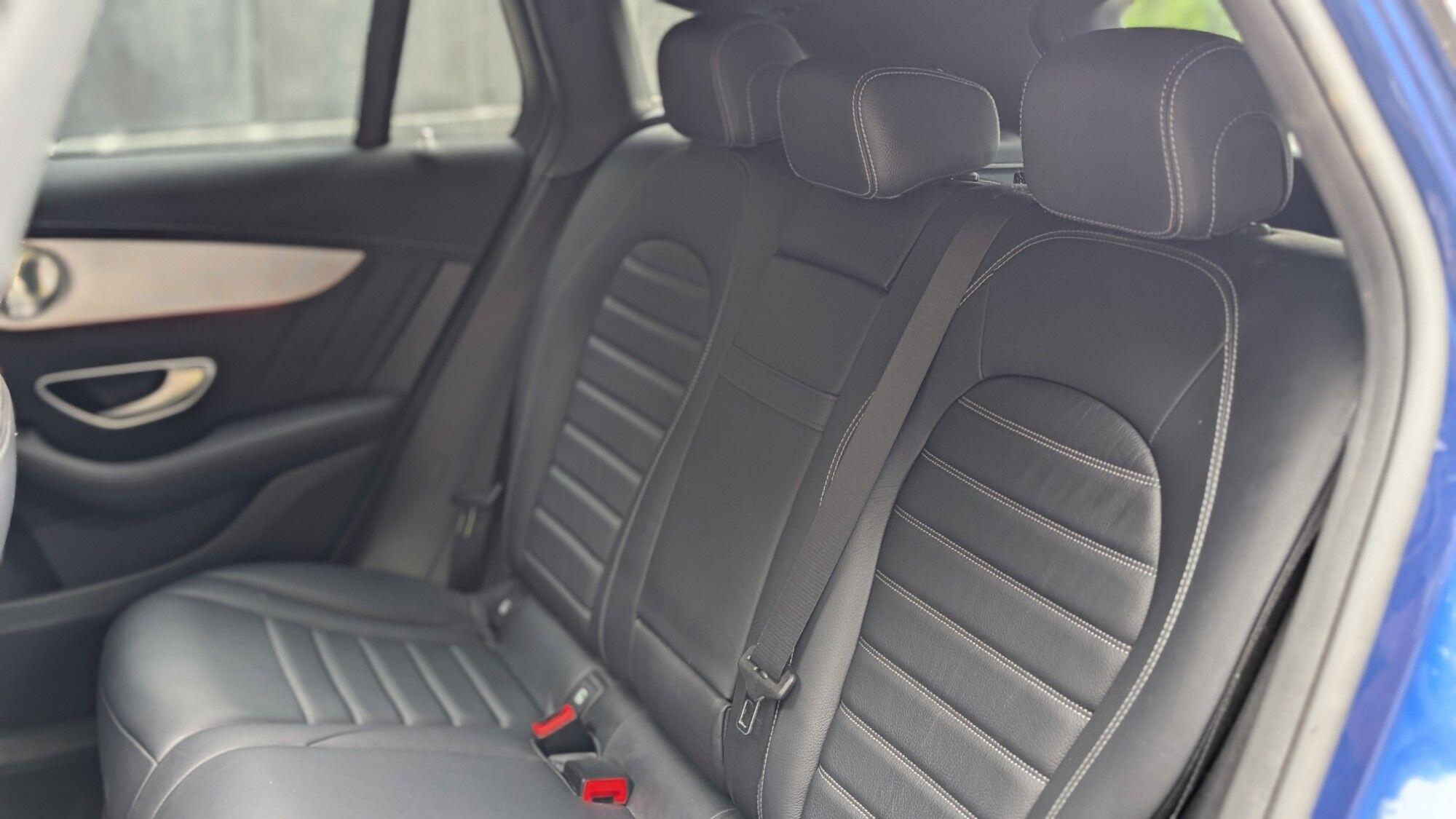 Mercedes-Benz EQC view 14
