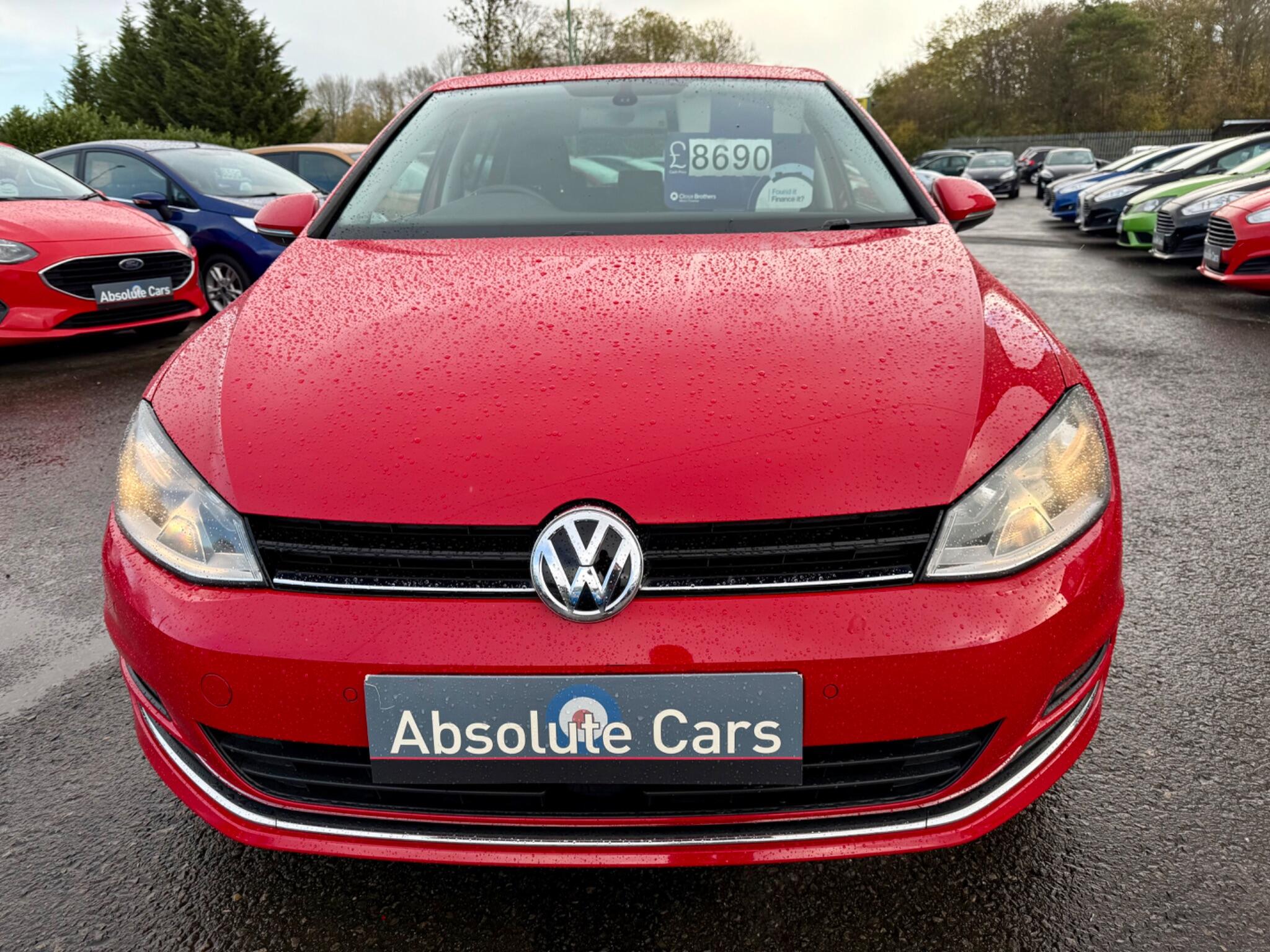 2013 Volkswagen Golf image 6