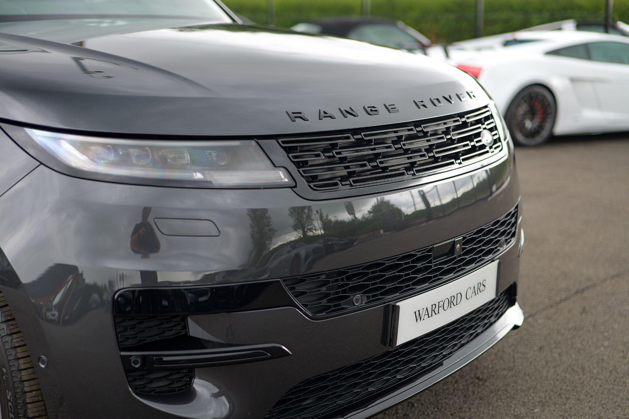 Land Rover Range Rover Sport view 8