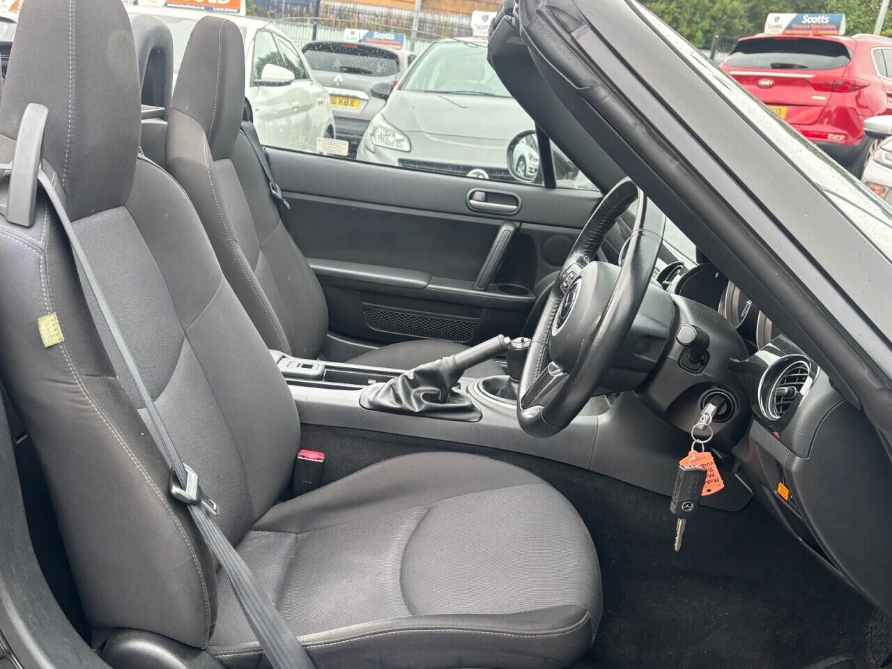Mazda MX-5 view 10