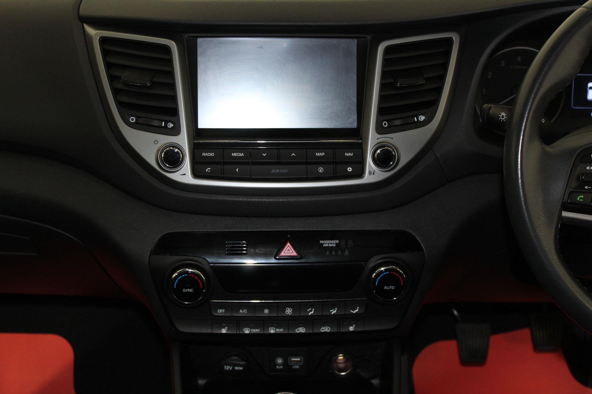 Hyundai Tucson view 32