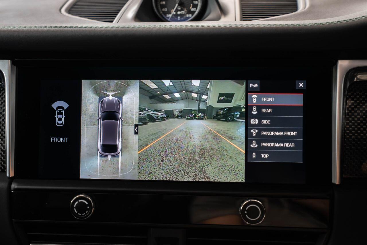 Porsche Macan view 52