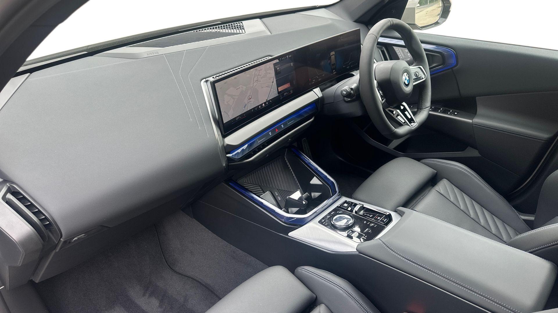 BMW X3 view 7