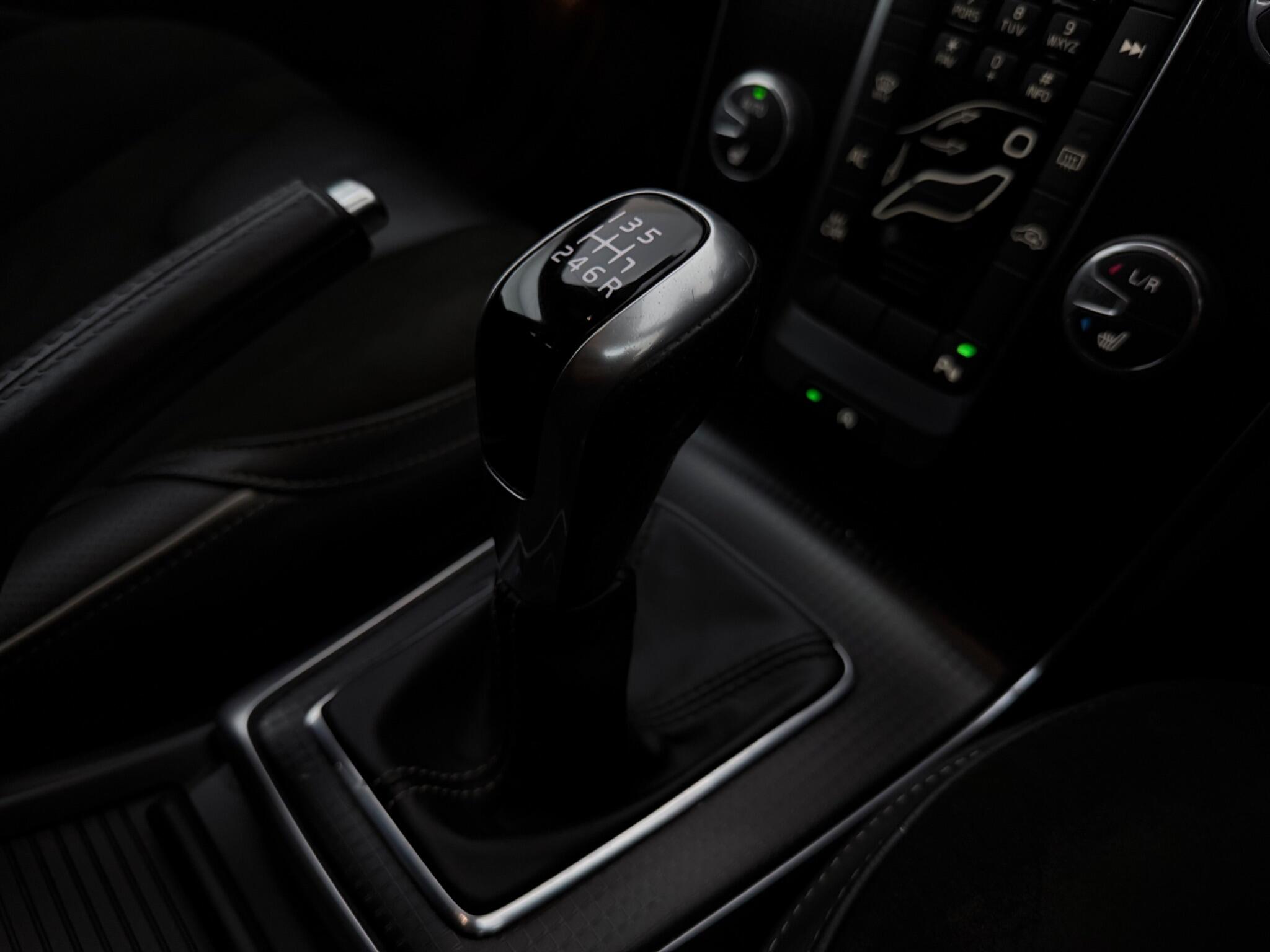 Volvo V40 view 20