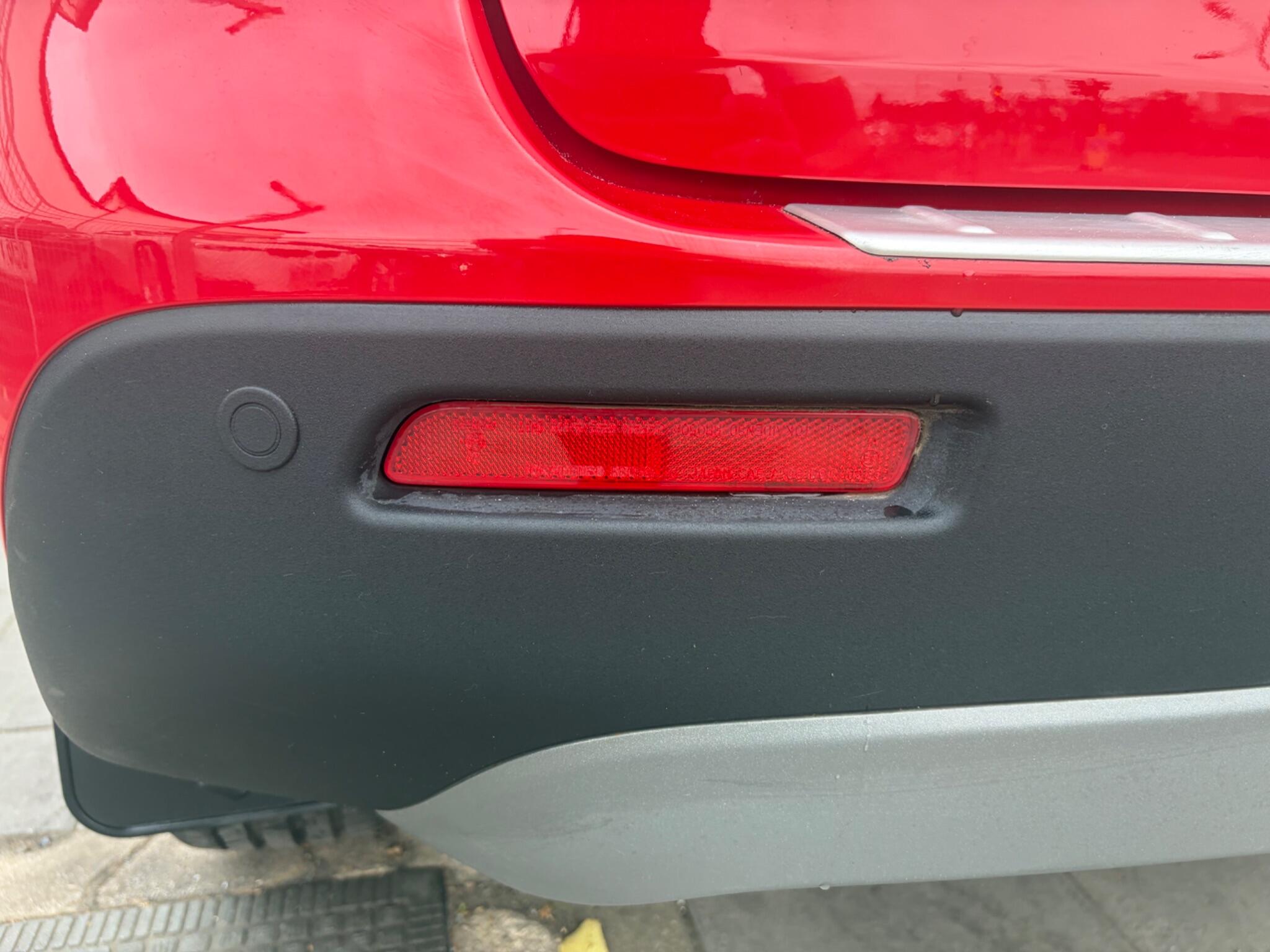Suzuki Vitara view 32