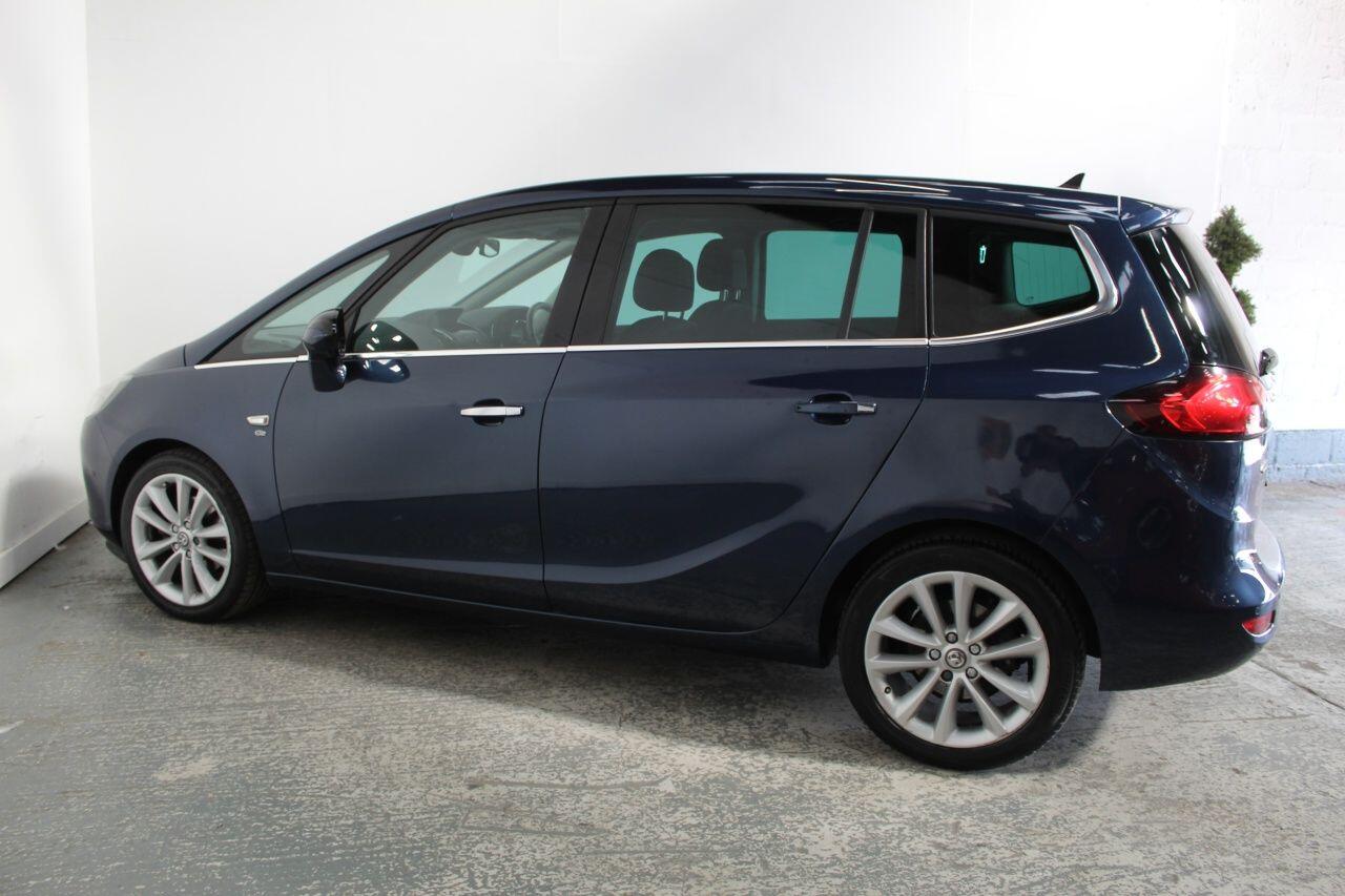 Vauxhall Zafira Tourer view 10