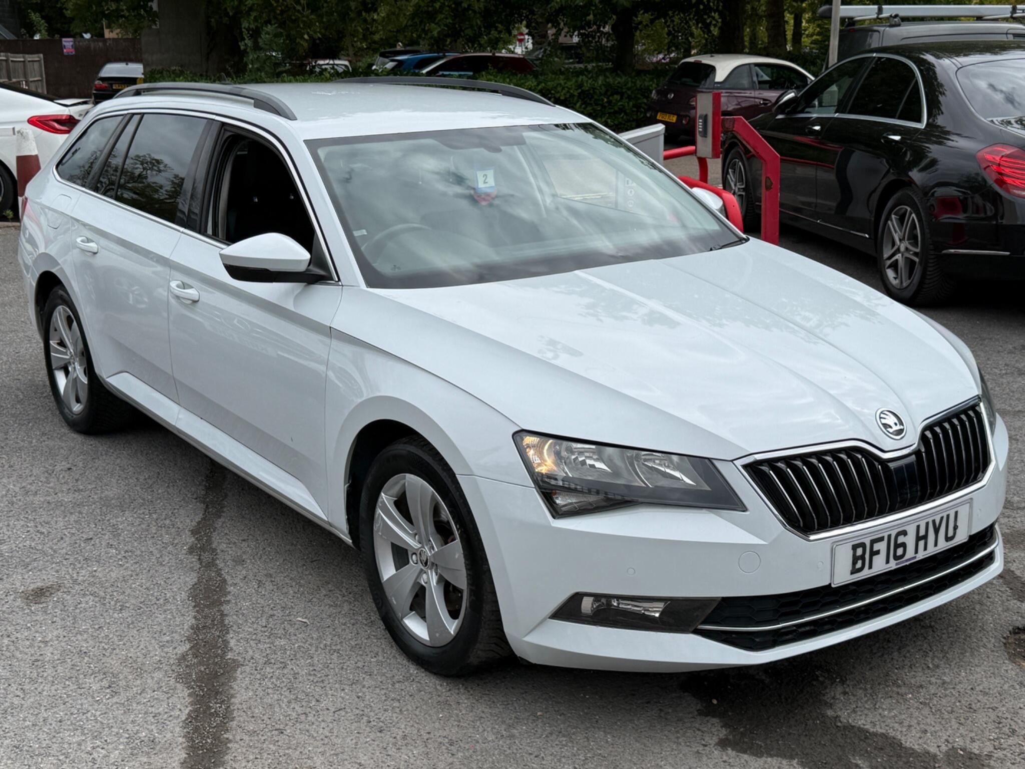 Skoda Superb - Image 5