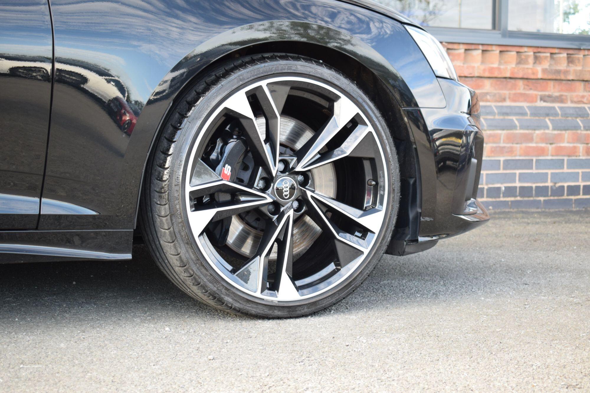 Audi S5 view 52