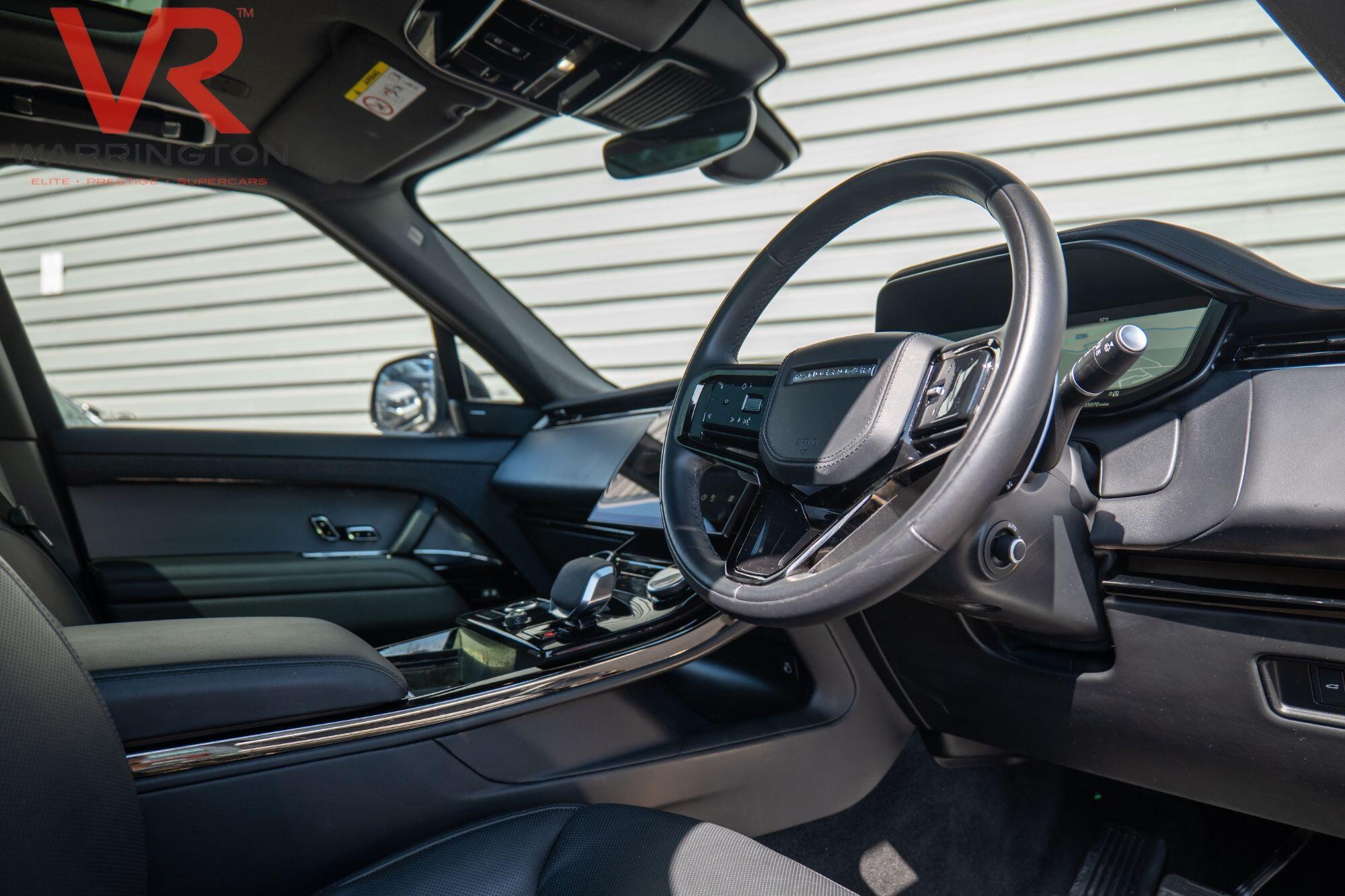 Land Rover Range Rover Sport view 9