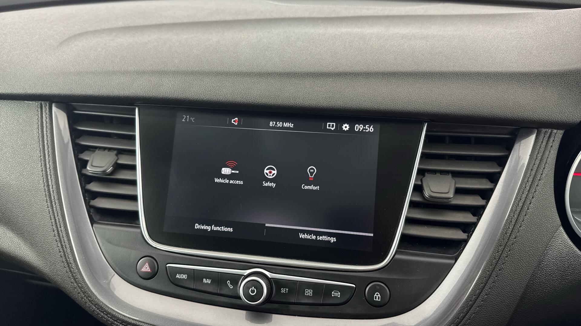Vauxhall Grandland X view 44