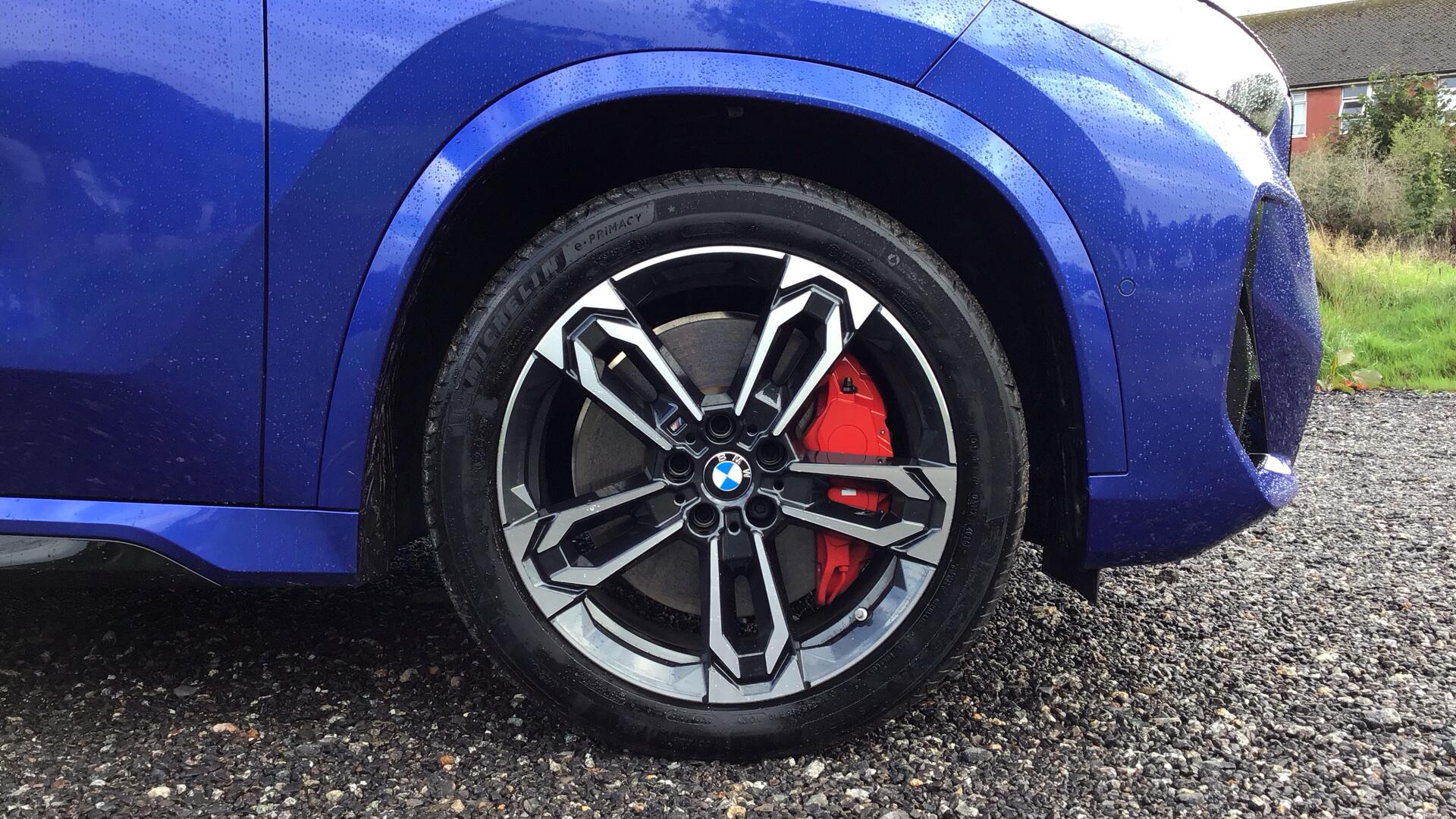 BMW iX1 view 14