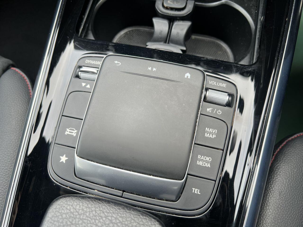 Mercedes-Benz Gla view 34