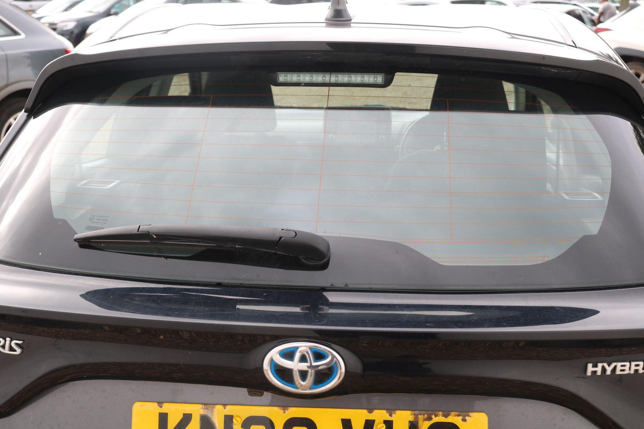 Toyota Yaris view 4