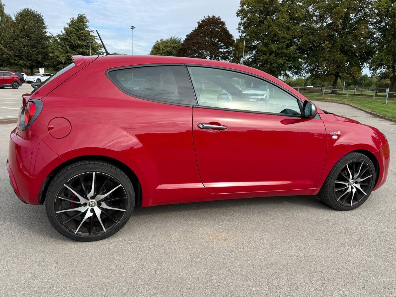 Alfa Romeo Mito view 4