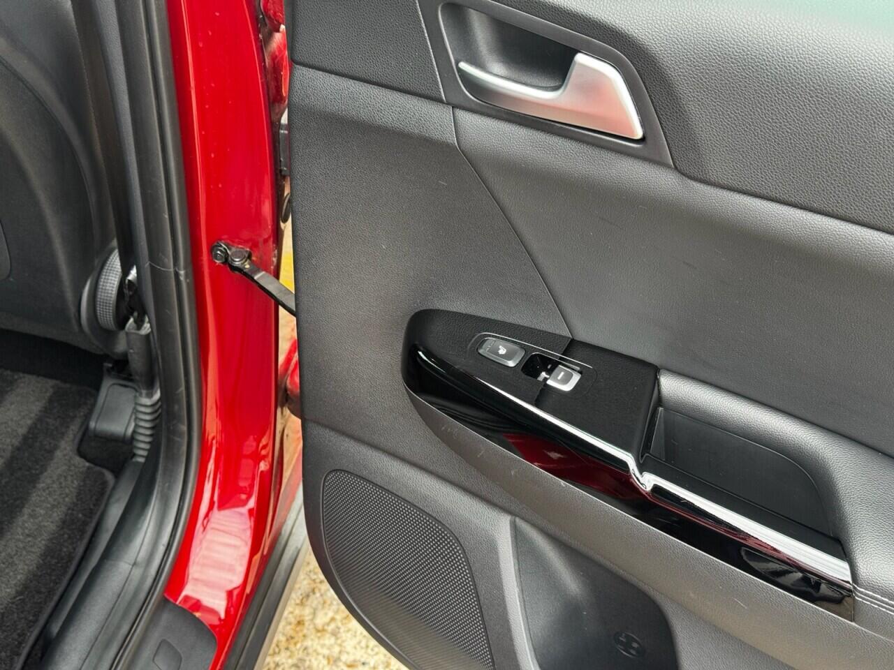 Kia Sportage view 38