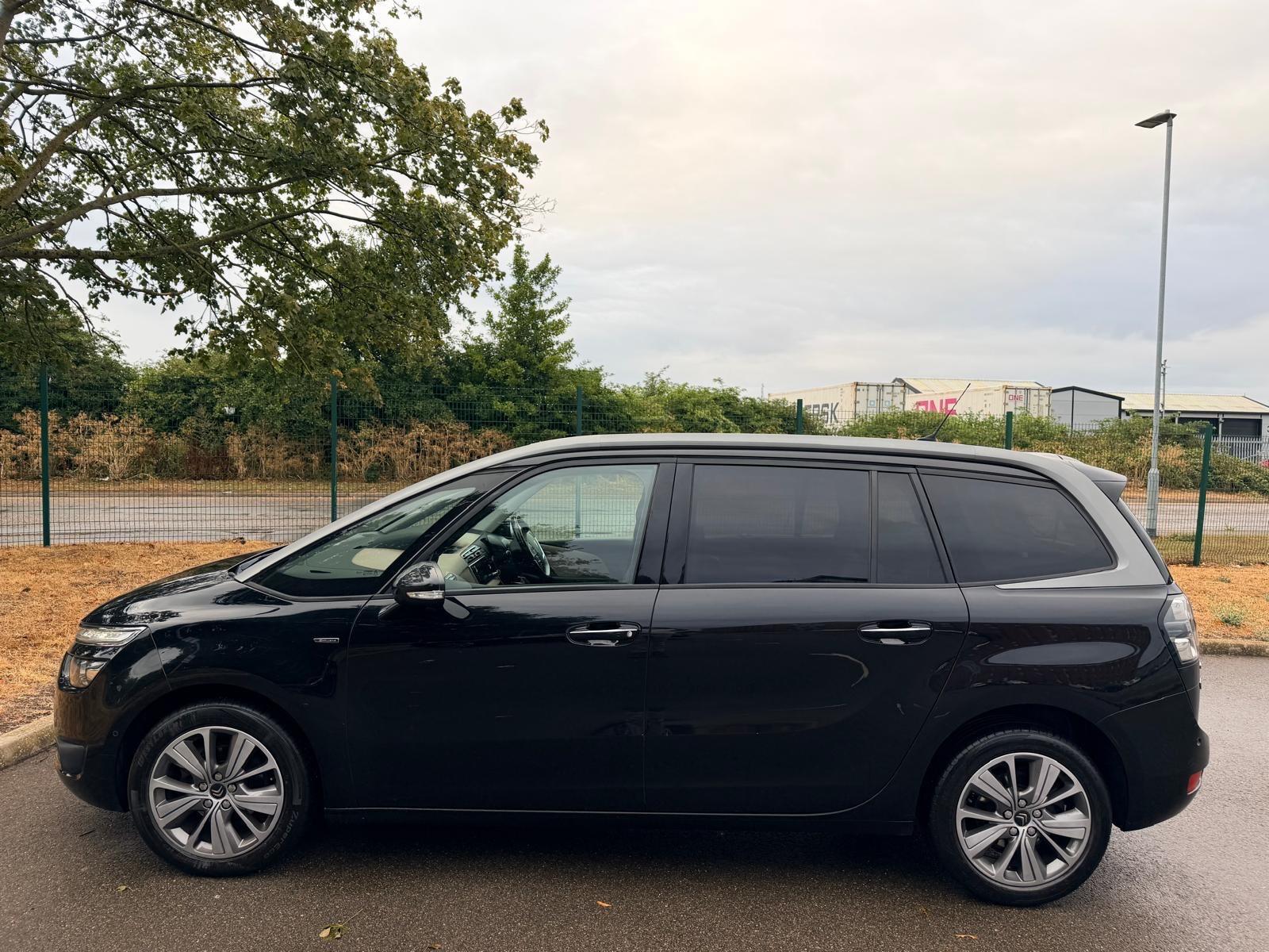 Citroen Grand C4 Picasso view 46