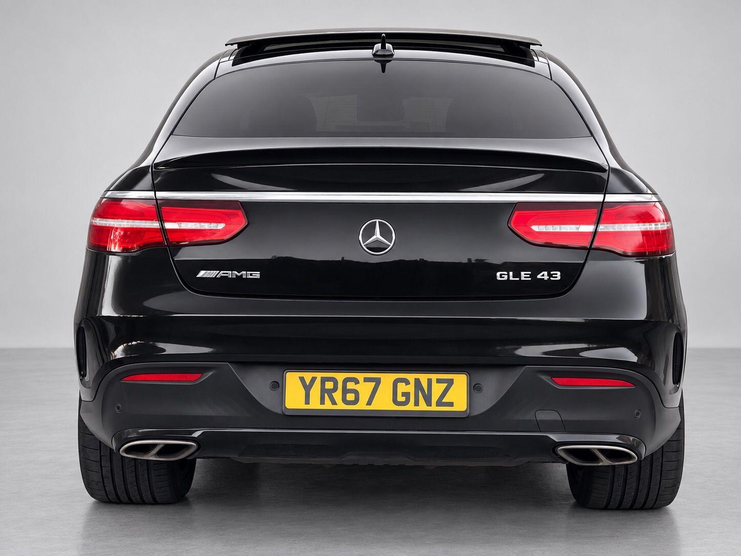 Mercedes-Benz Gle view 13
