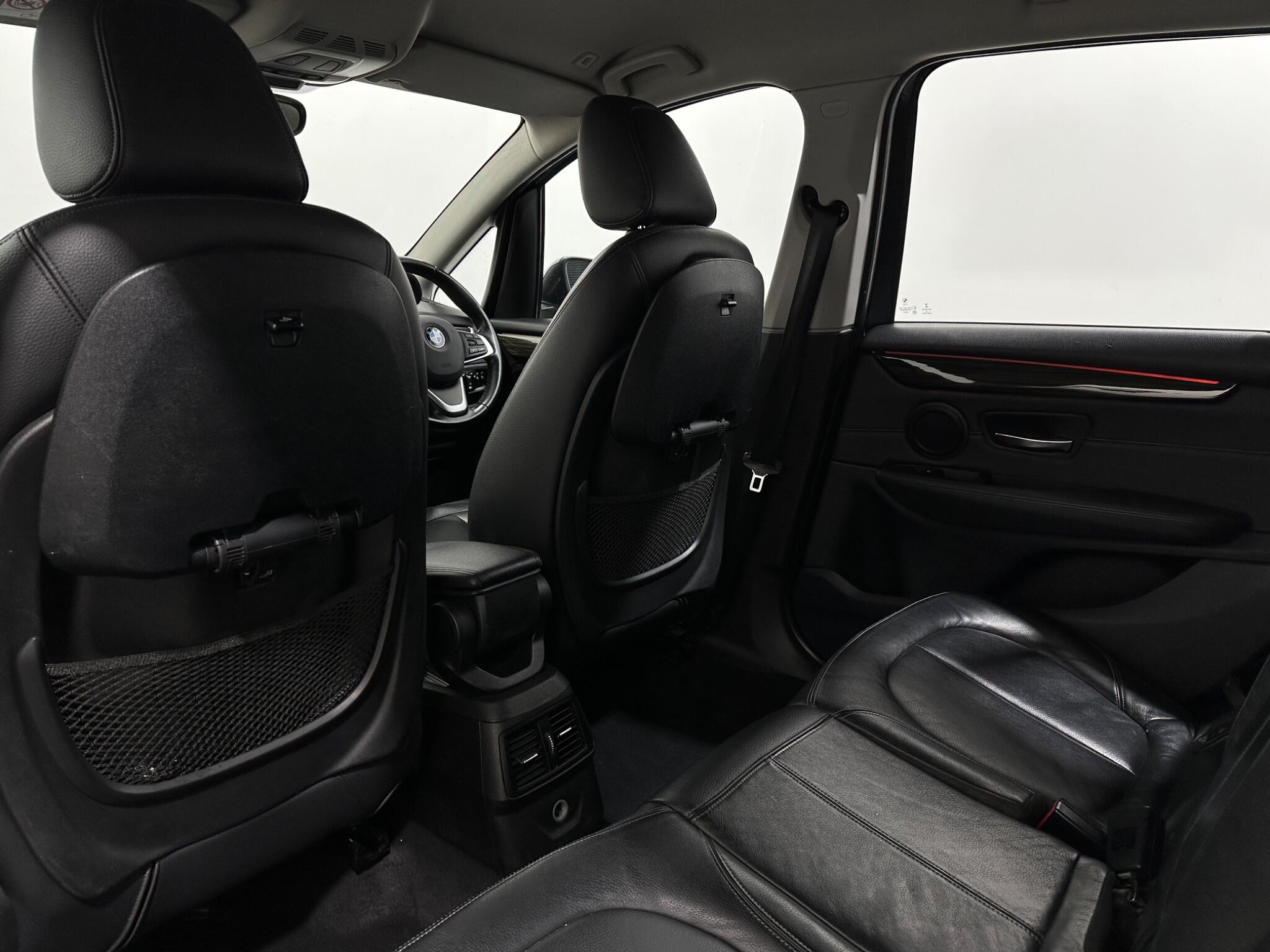 BMW 2 Series Gran Tourer view 38