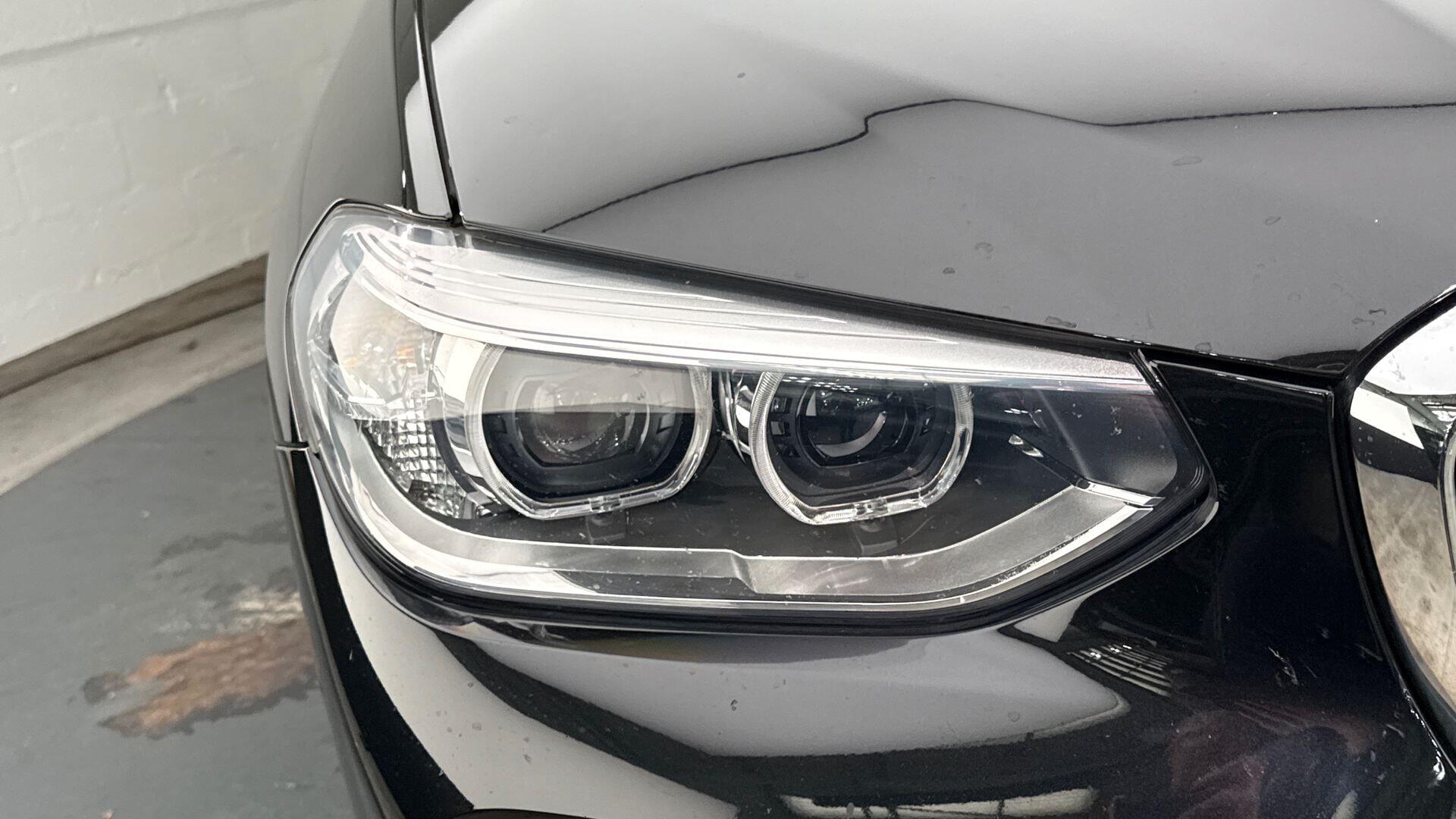 BMW X3 view 23