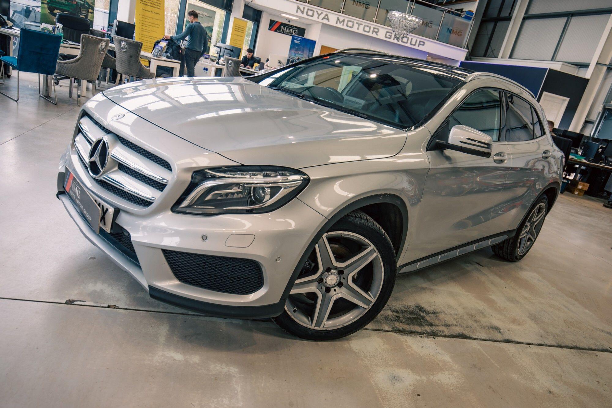 Mercedes-Benz Gla view 5