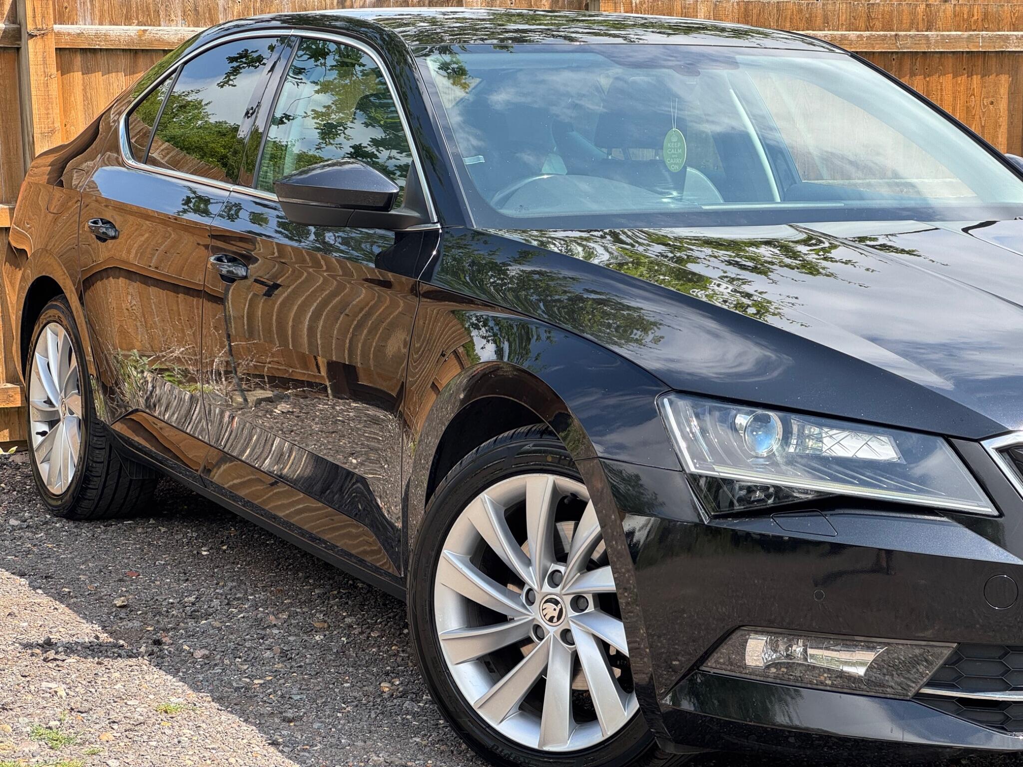Skoda Superb view 6