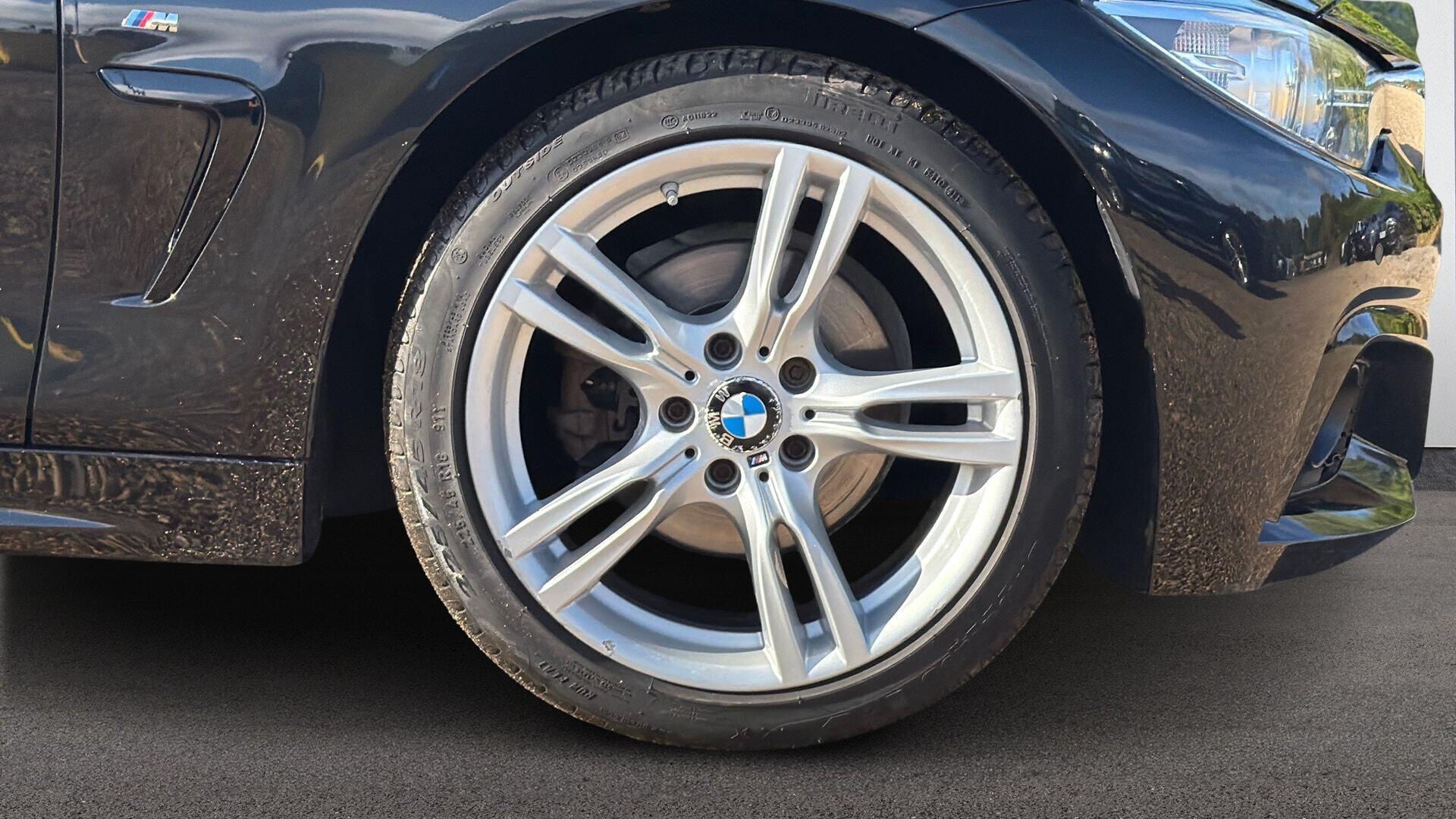 BMW 4 Series view 14